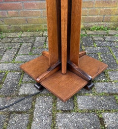 Amsterdamse School Oak Stehleuchte von Heres Veendam - Dutch Architectural Design