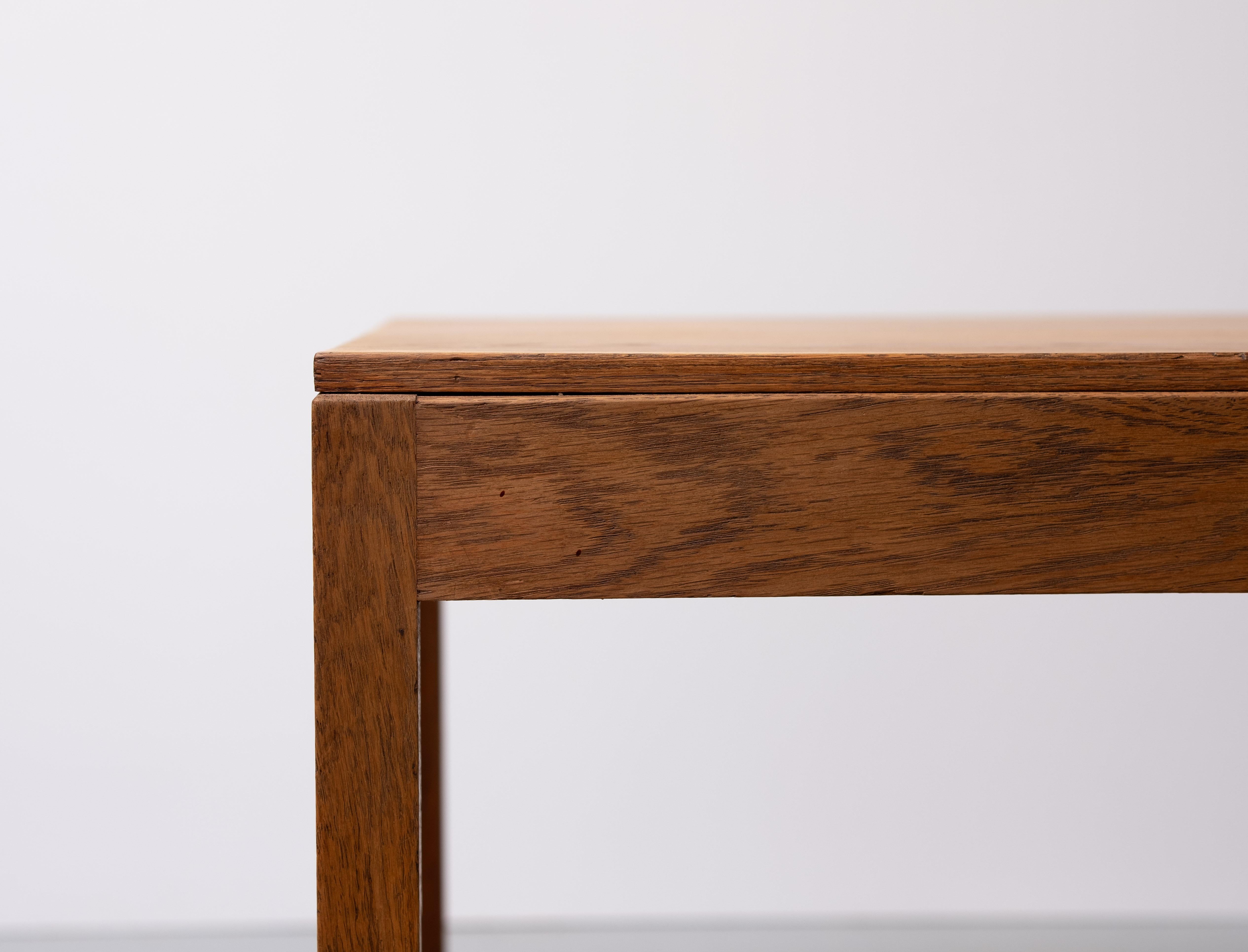 École d'Amsterdam  Table à écrire en Oak  Art déco néerlandais  1930s en vente 2