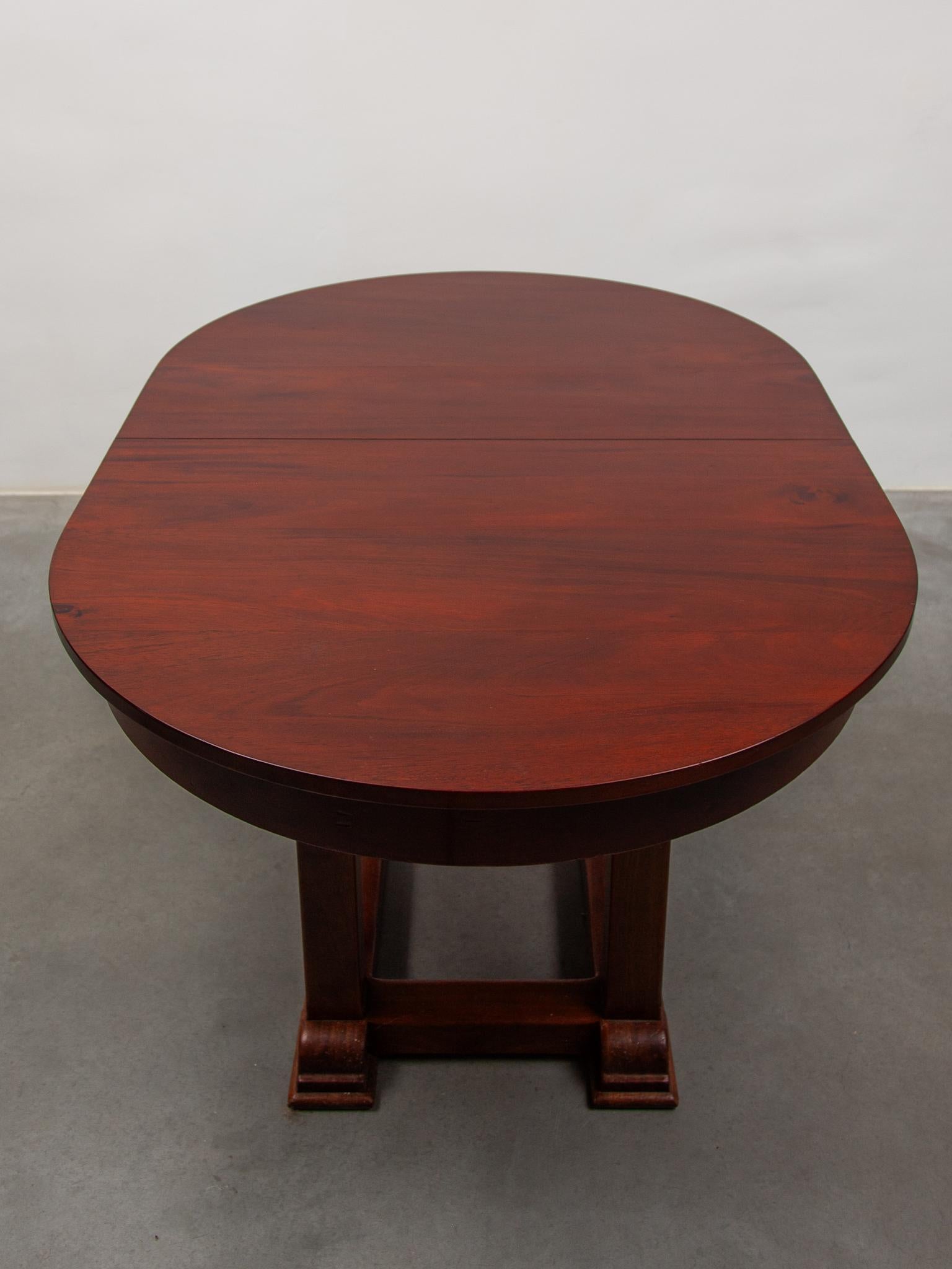 Art déco Table à manger ovale de l'école Amsterdamse par Jac Van den Bosch, 't Binnenhuis en vente