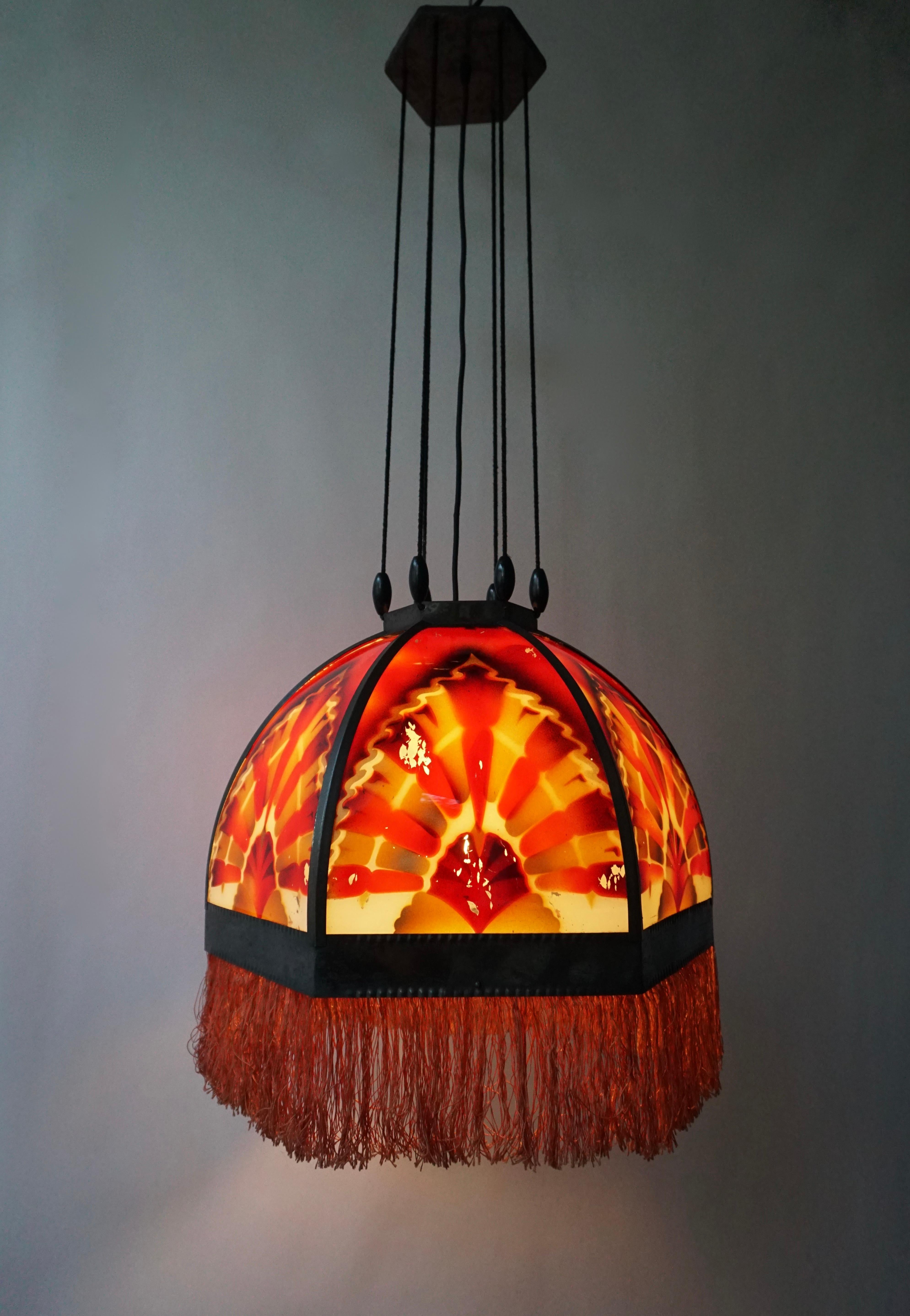 Amsterdamse School Painted Glass Art Deco Pedant Light In Good Condition For Sale In Antwerp, BE
