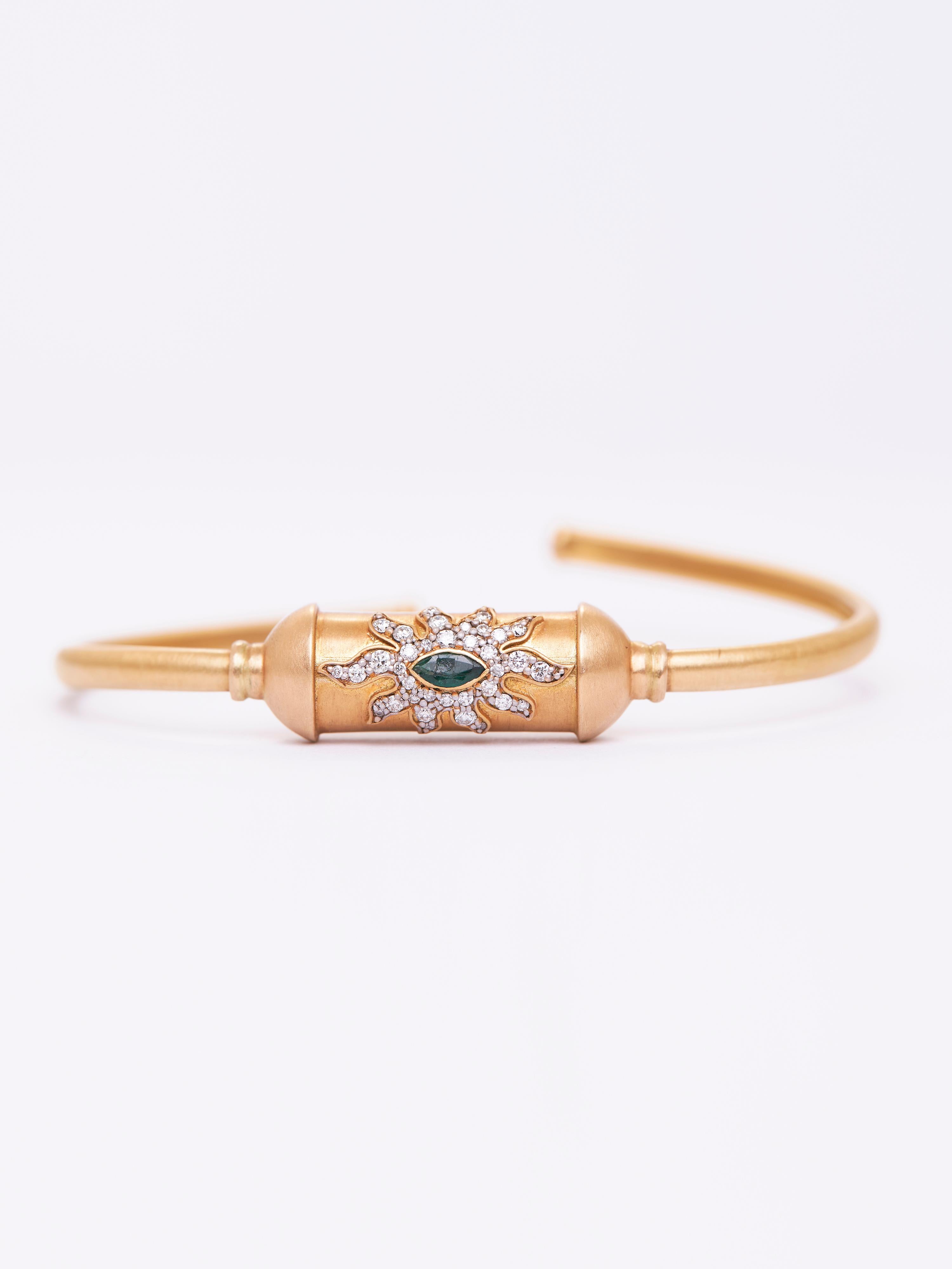 Revival Amulet Container Bracelet in 18kt Gold, Emerald & Diamond For Sale