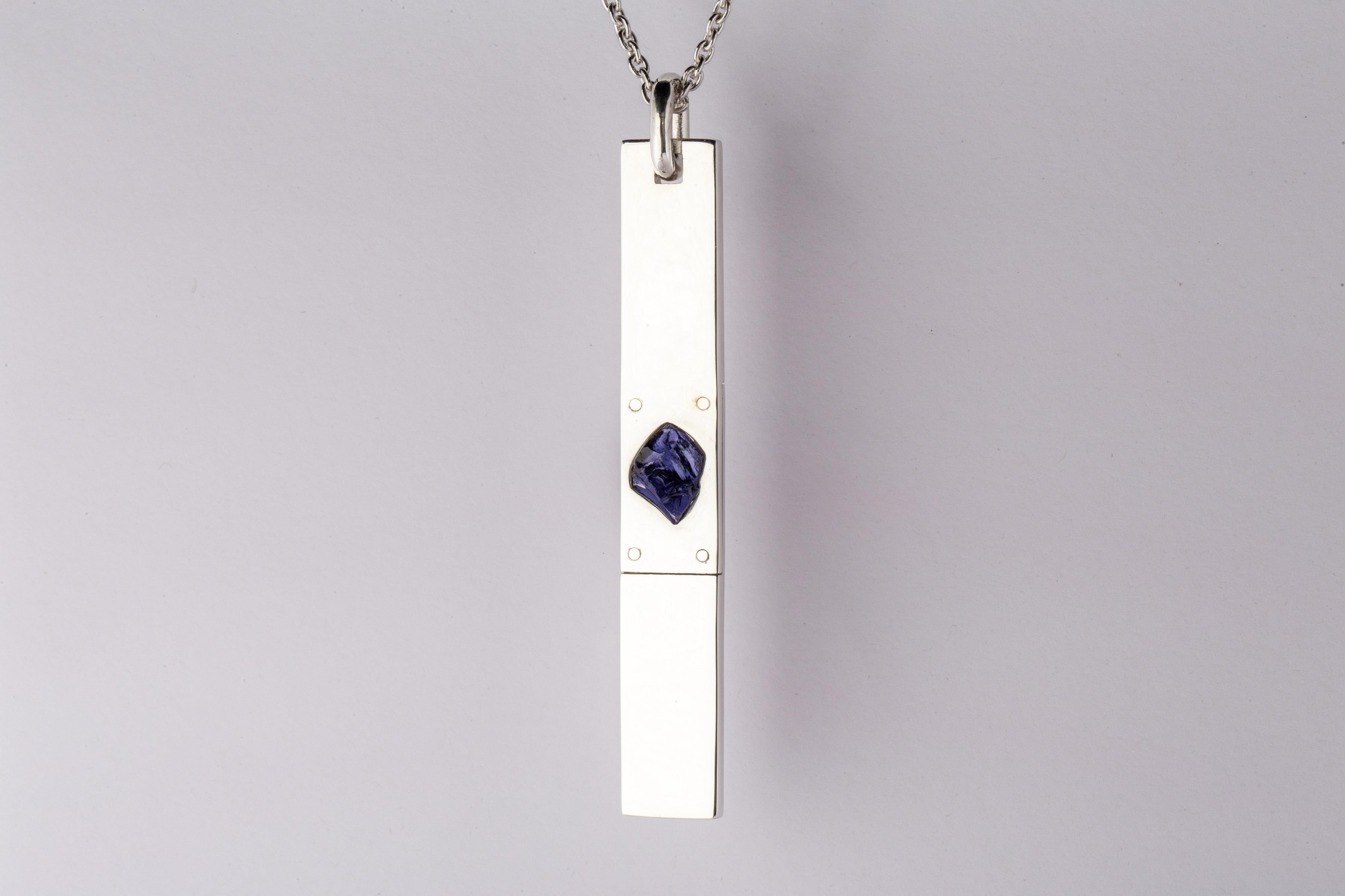 Amulet Necklace (Iolite, PA+IOL) In New Condition For Sale In Paris, FR