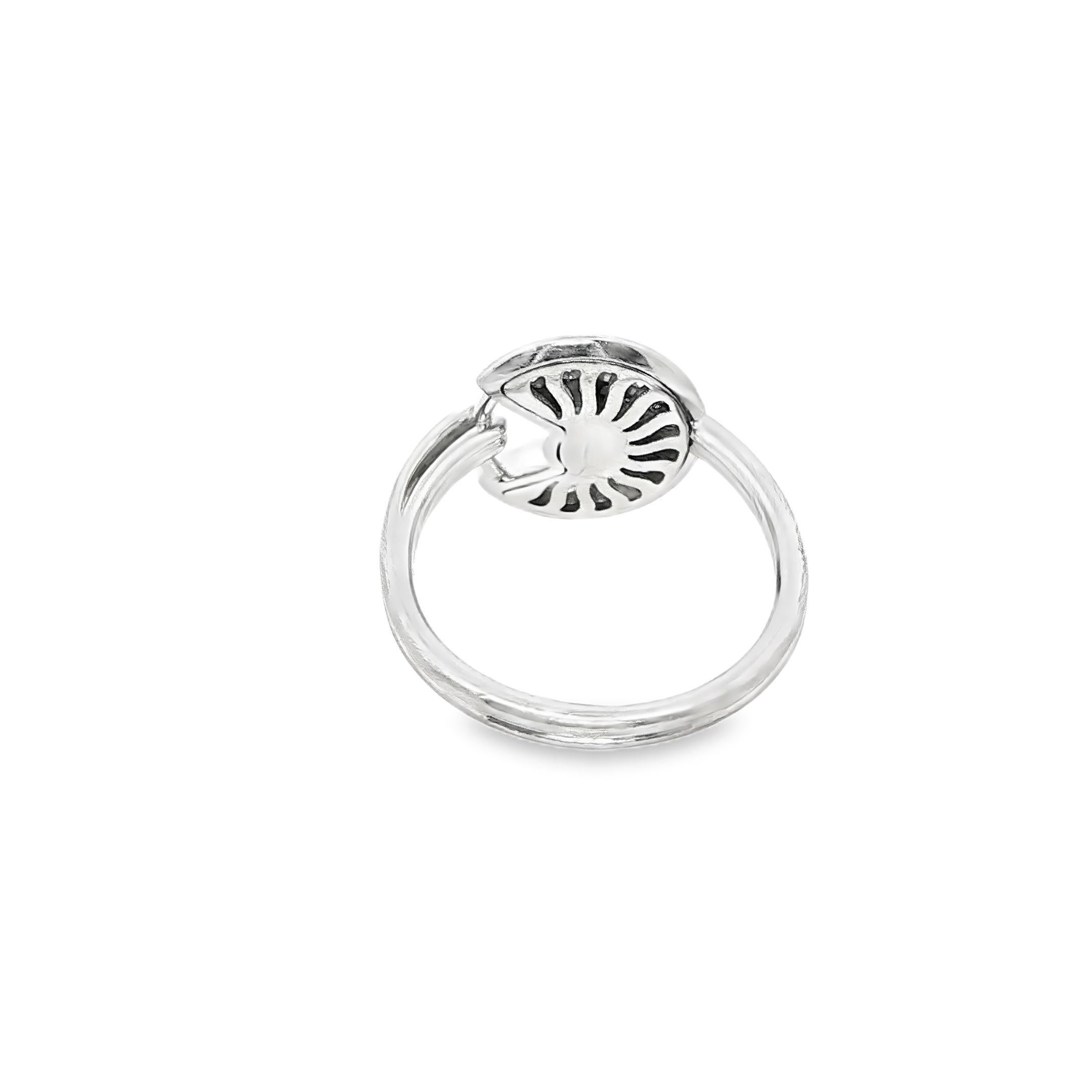 Amulette de Cartier: Diamond Ring Corte redondo en venta