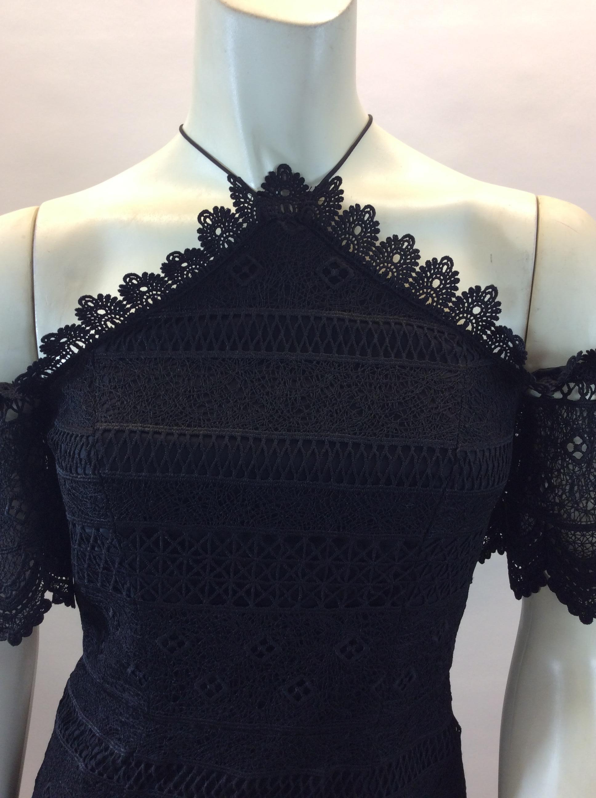 Amur Black Lace Dress In Good Condition For Sale In Narberth, PA