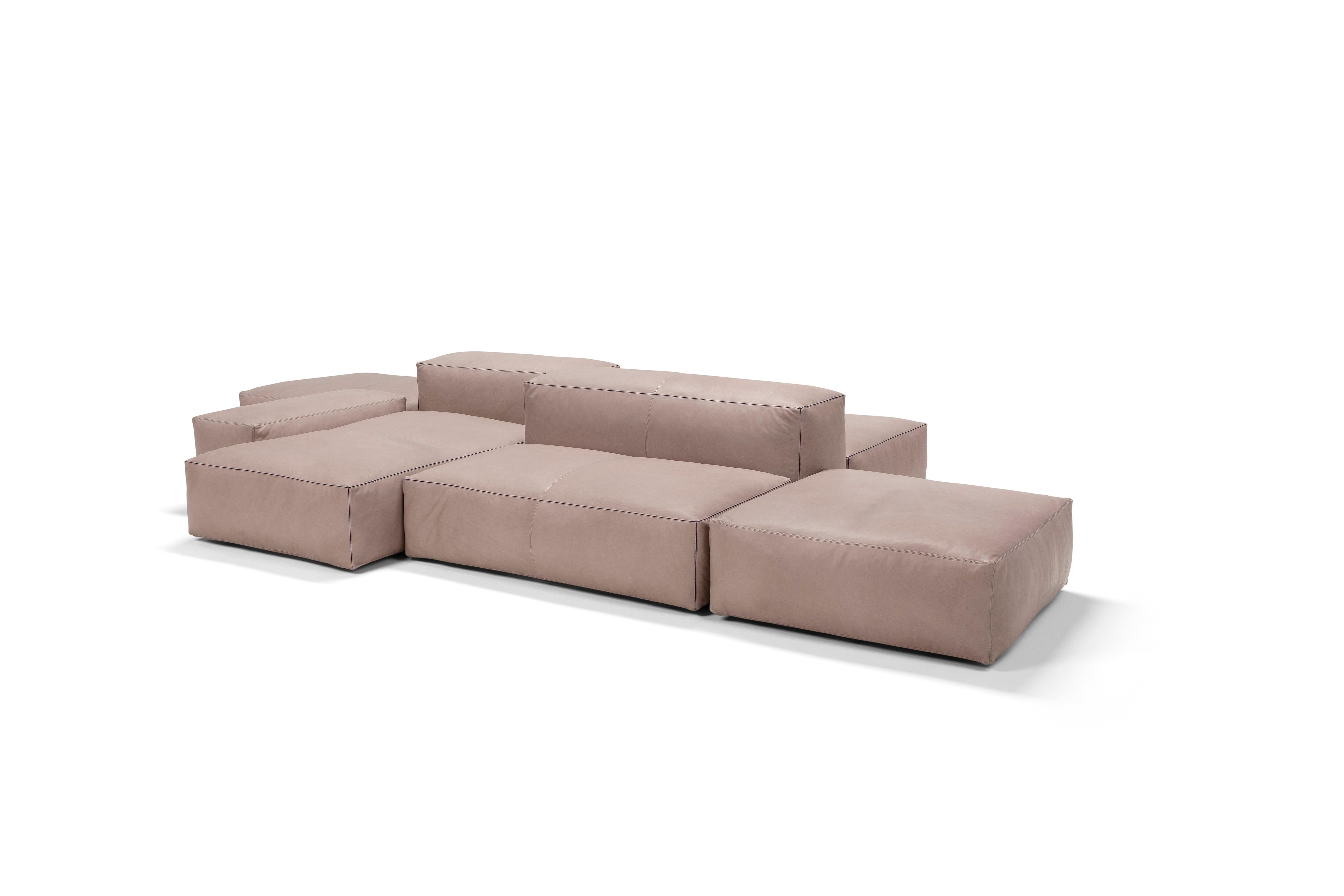 amura davis sofa