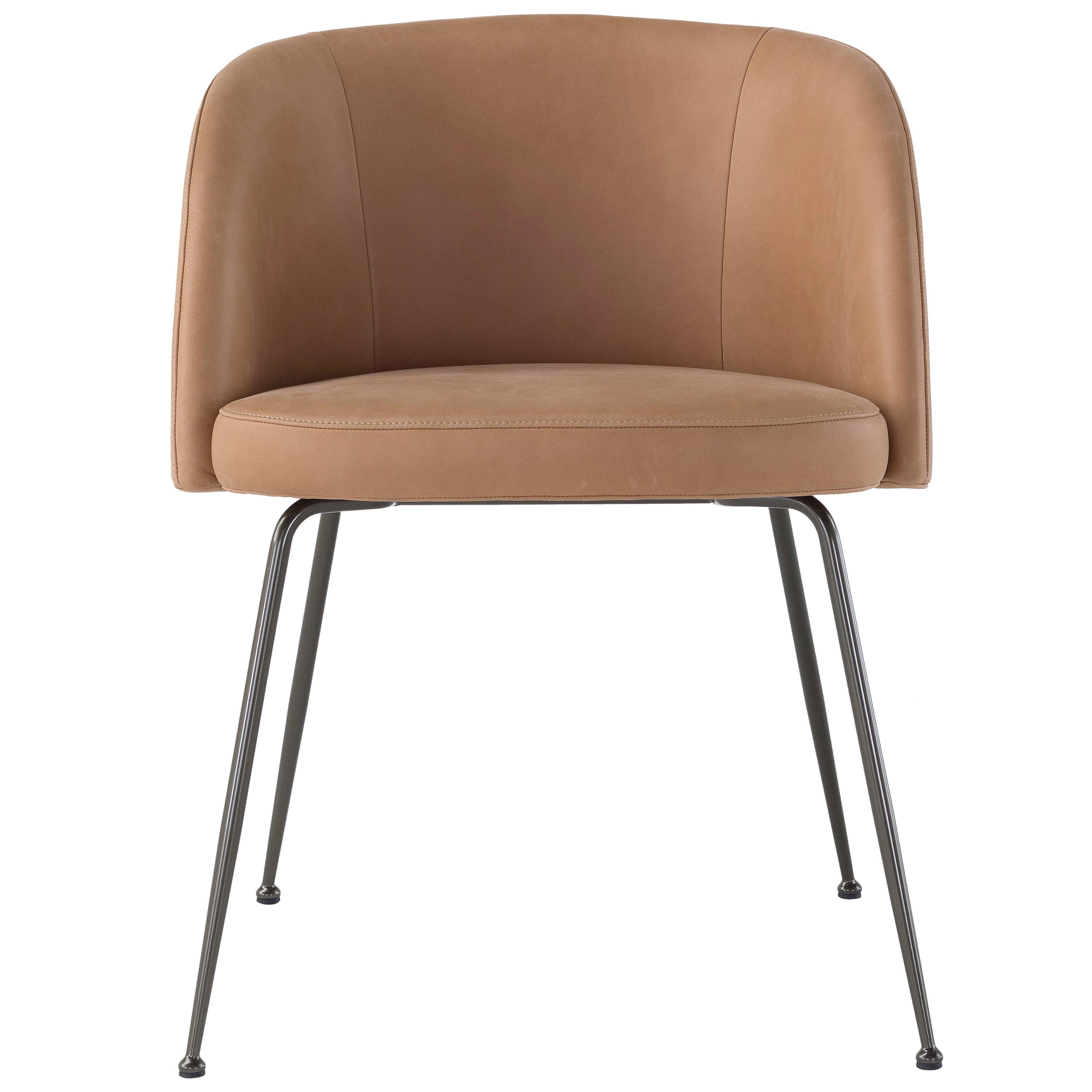 Amura Monnalisa Armchair in Leather and Gunmetal Base by Amuralab For Sale