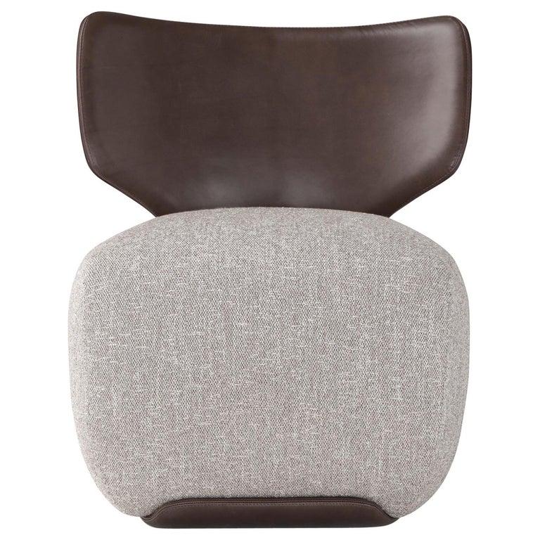 Amura 'Noa' Chair in Leather and Grey Fabric by Amura Lab In New Condition For Sale In GRUMO APPULA (BA), IT