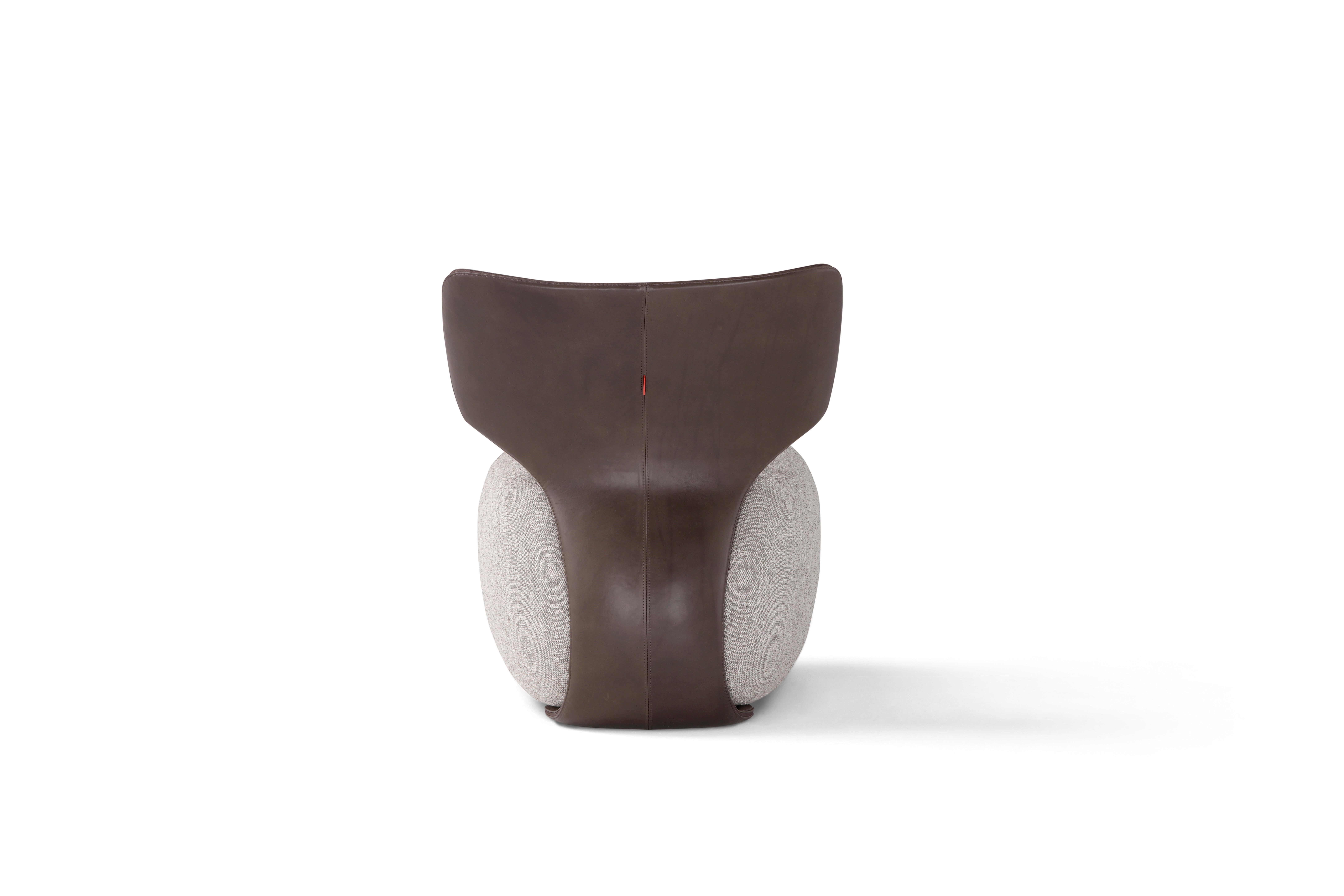 Italian Amura 'Noa' Chair in Leather and Grey Fabric by Amura Lab For Sale