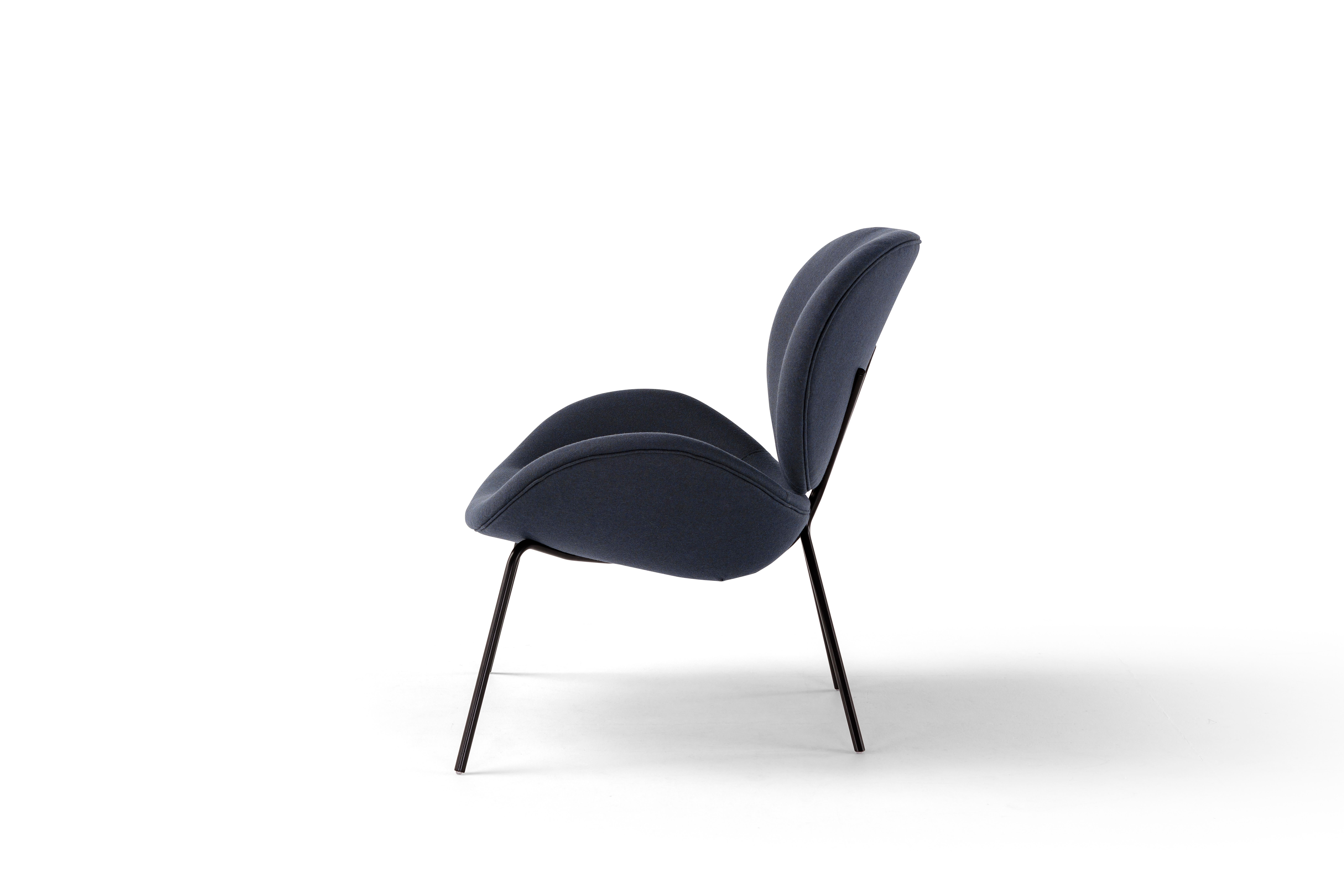 Modern Amura 'Uchiwa' Chair in Blue Fabric by Andrea Quaglio & Manuela Simonelli For Sale