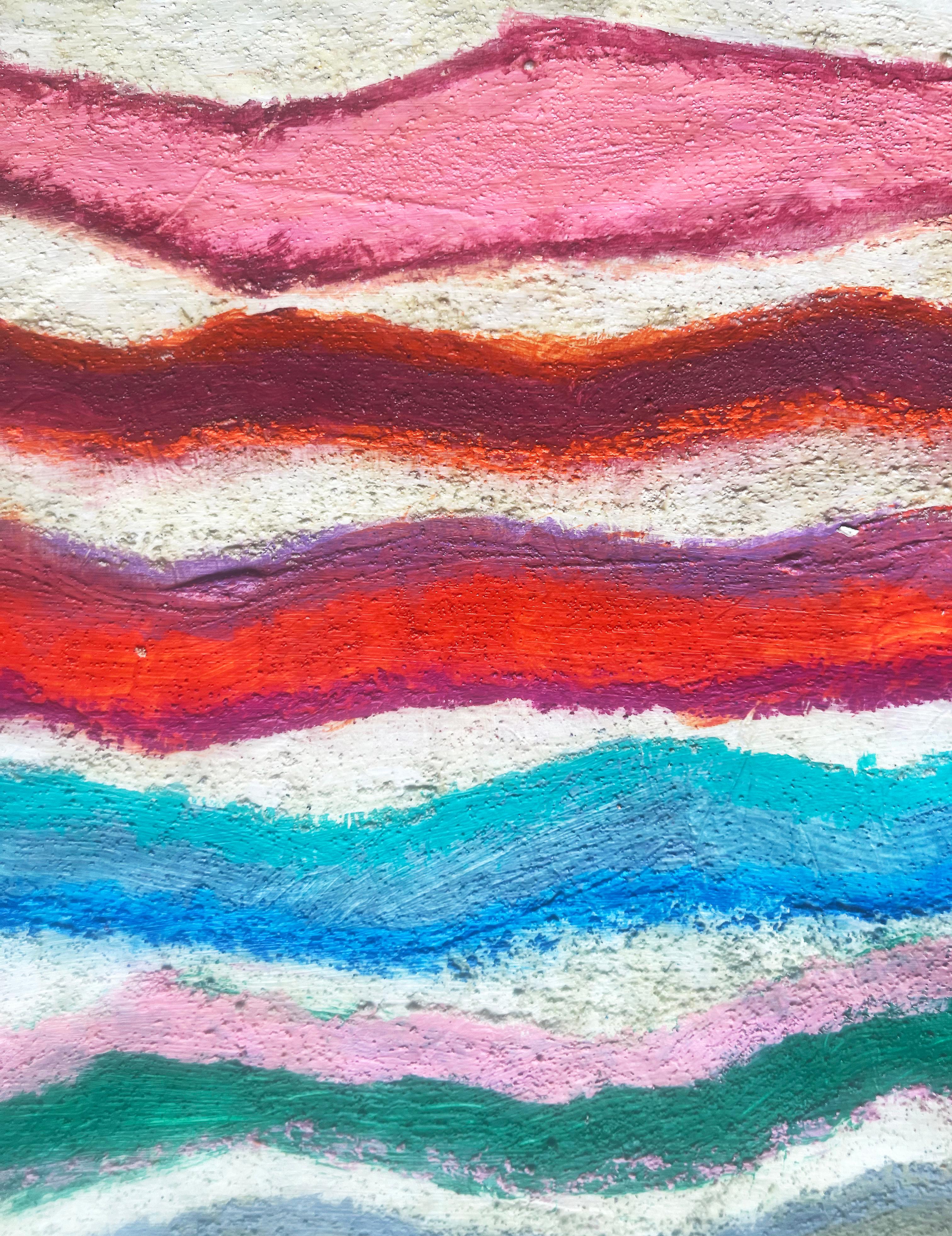 Waves, 2022 par a.muse est une peinture sur papier japonais washi. Dans cet art coloré sur papier, l'artiste célèbre la couleur et le rythme à travers des lignes et des bandes d'orange, de rouge, d'aqua, de bleu et de vert entrelacées d'or et de