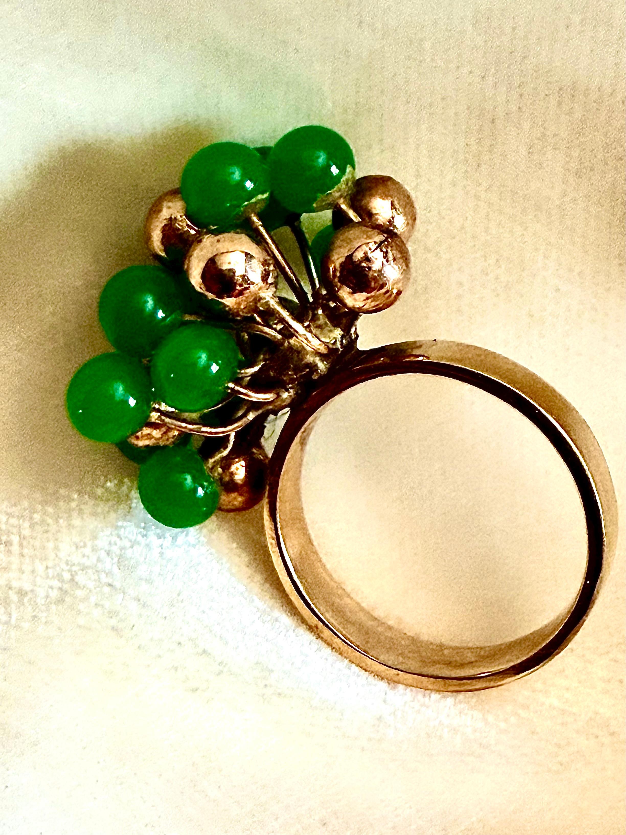 Donna Un divertente anello in oro e crisoprasio in vendita