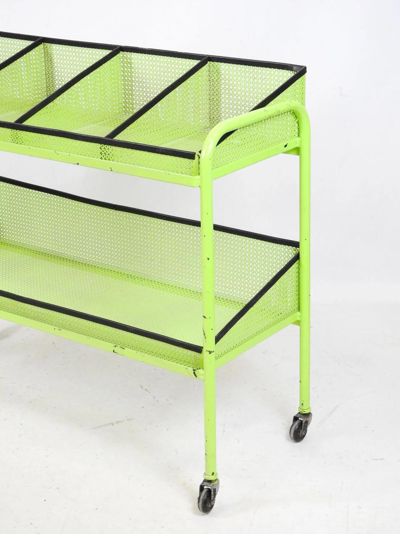 Late 20th Century Amusing lacquered metal serving trolley circa 1960/1970 For Sale