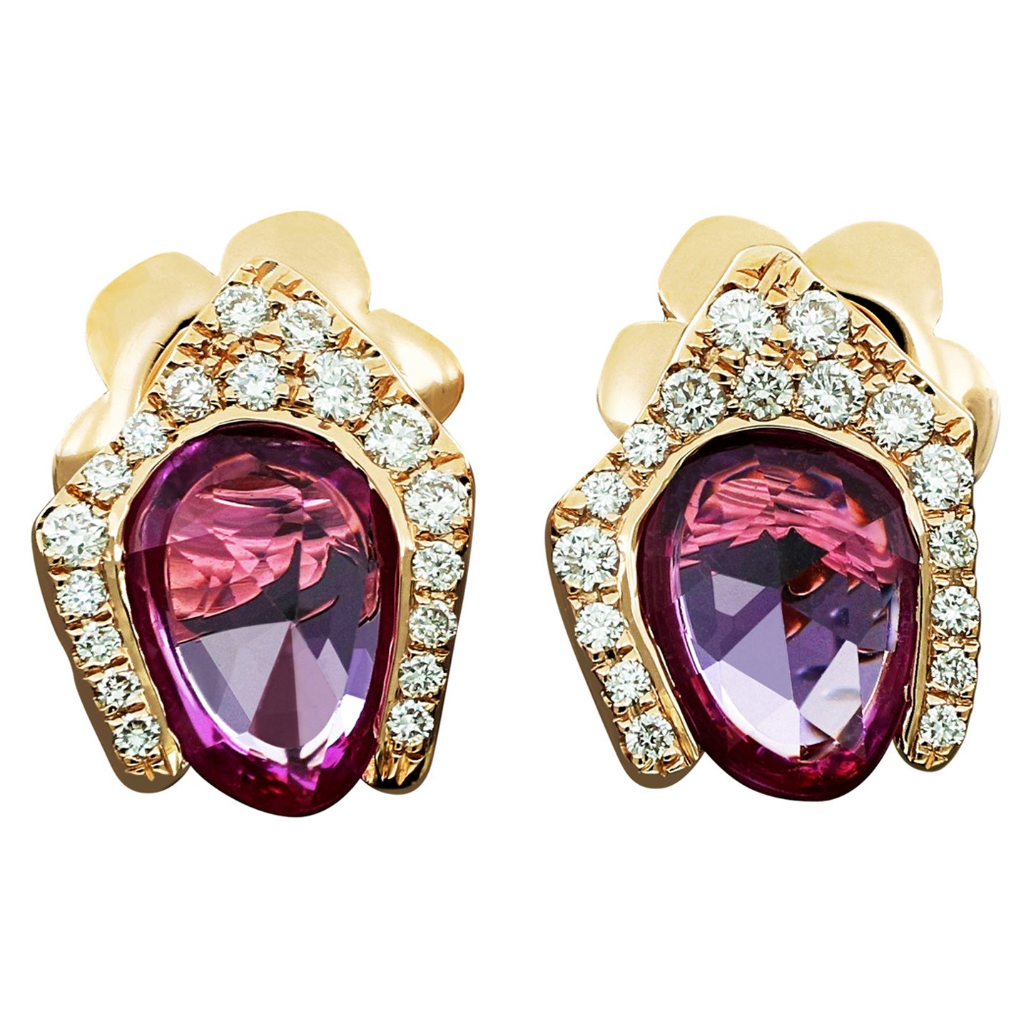 Amwaj Clous d'oreilles Arabesque en or rose 18 carats avec saphirs roses