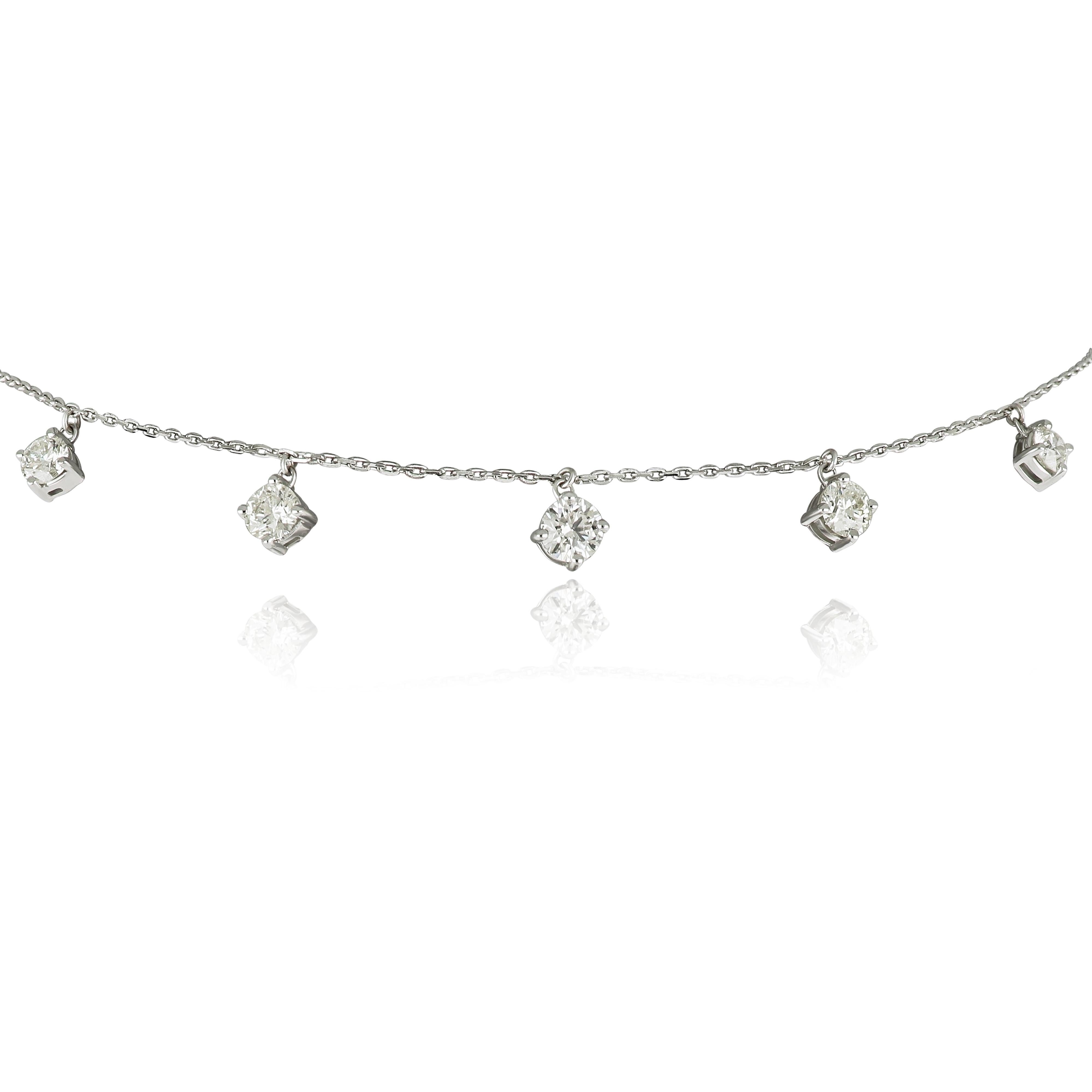 An alluring arrangement of 1.81 ct round diamonds that are skillfully set in this 18 karat white gold choker, suspended from subtly white gold chain, making it a perfect choice for night and daily occasions.
Diamond (Total Carat Weight: 1.81 ct)
18