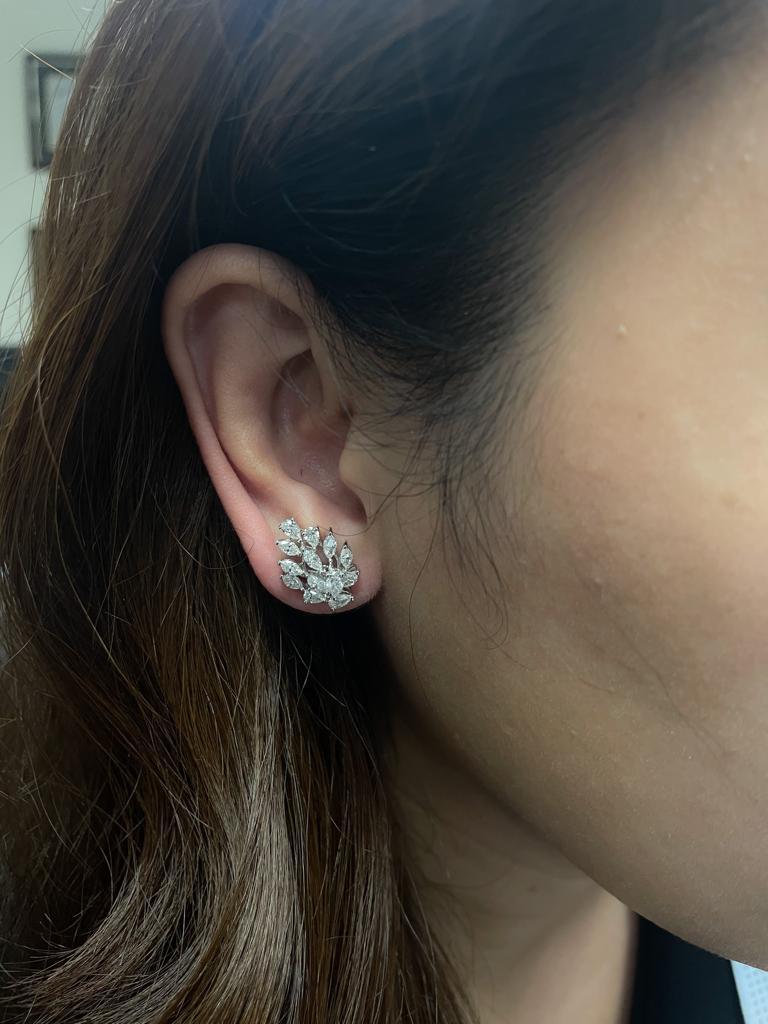 Amwaj 18 Karat White Gold Earrings with Pear & Marquise Cut Diamonds In New Condition For Sale In Abu Dhabi, Abu Dhabi