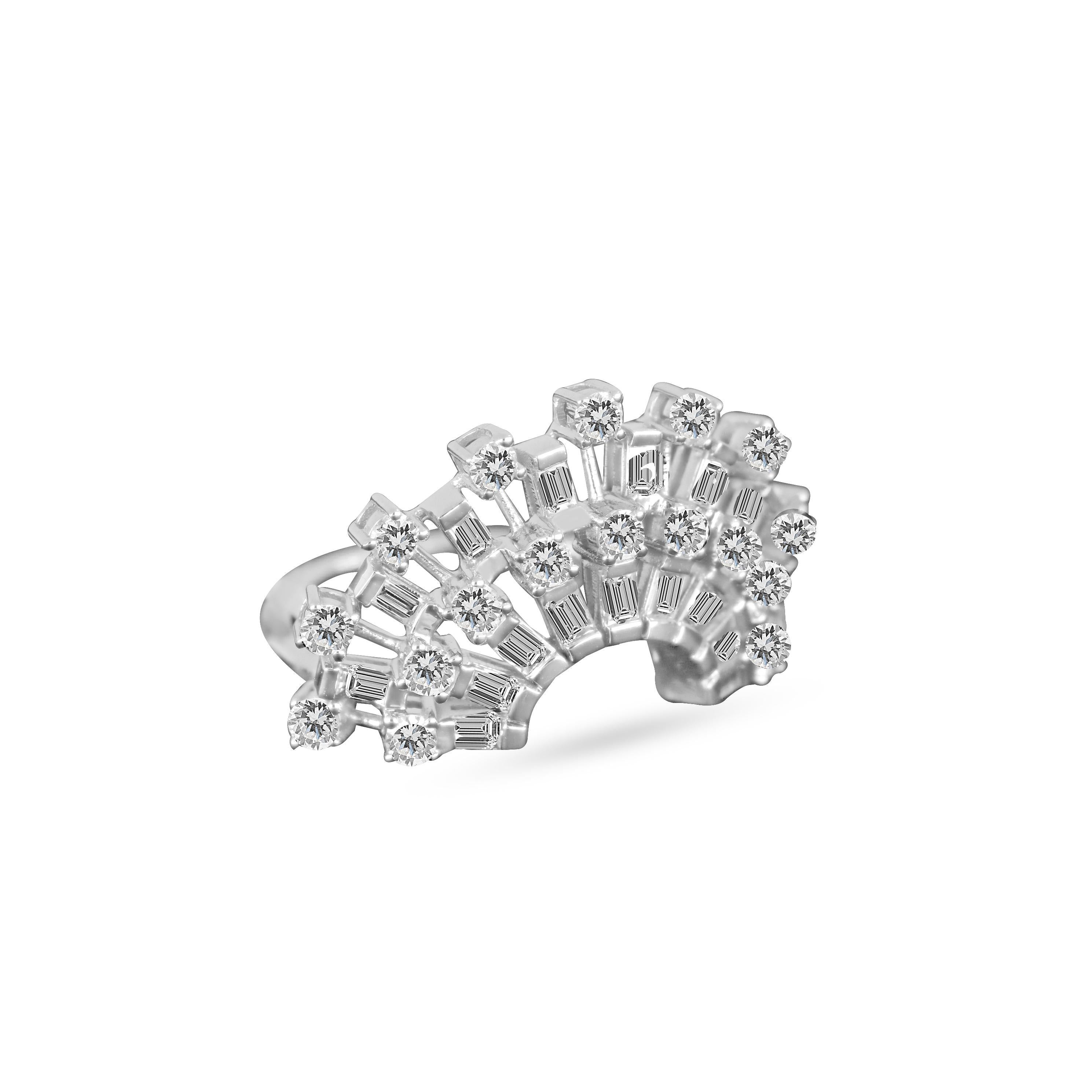 in vendita:  Anello Amwaj in oro bianco 18 carati, The Eclipse con diamanti taglio baguette e tondo 2
