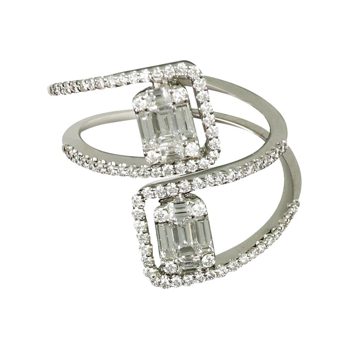 Amwaj 18 Karat Weißgold Ring mit Multi-Cut-Diamanten