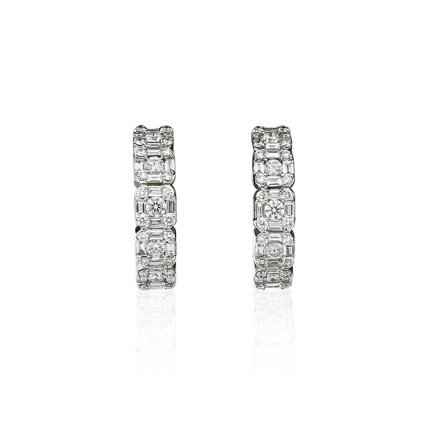 Art déco Amwaj Boucles d'oreilles créoles en or blanc 18 carats et diamants en vente