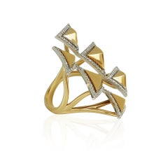 Amwaj 18 Karat Yellow Gold Geometric Ring with Diamonds