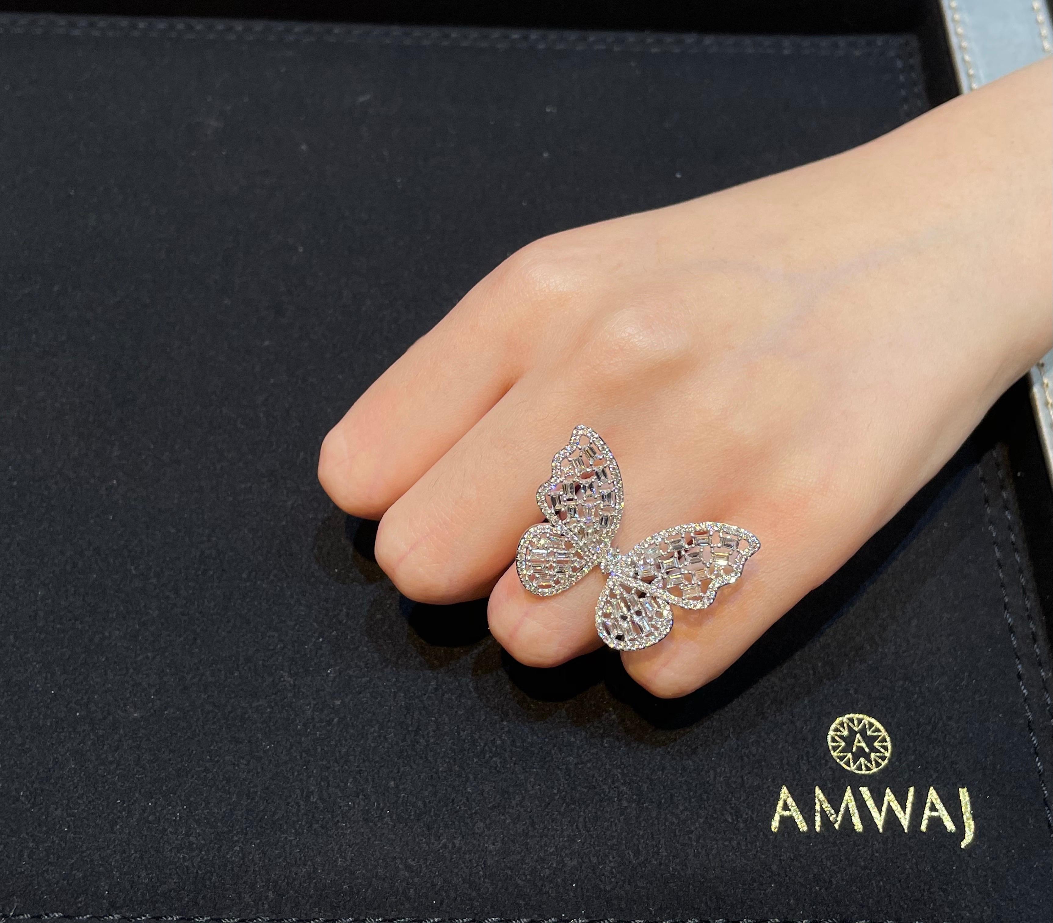 Contemporary Amwaj Jewellery 18 Karat White Gold Butterfly Diamond Ring