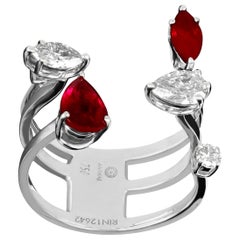 Amwaj Jewellery 18 Karat White Gold Ring with Ruby and Multi-Cut Diamond