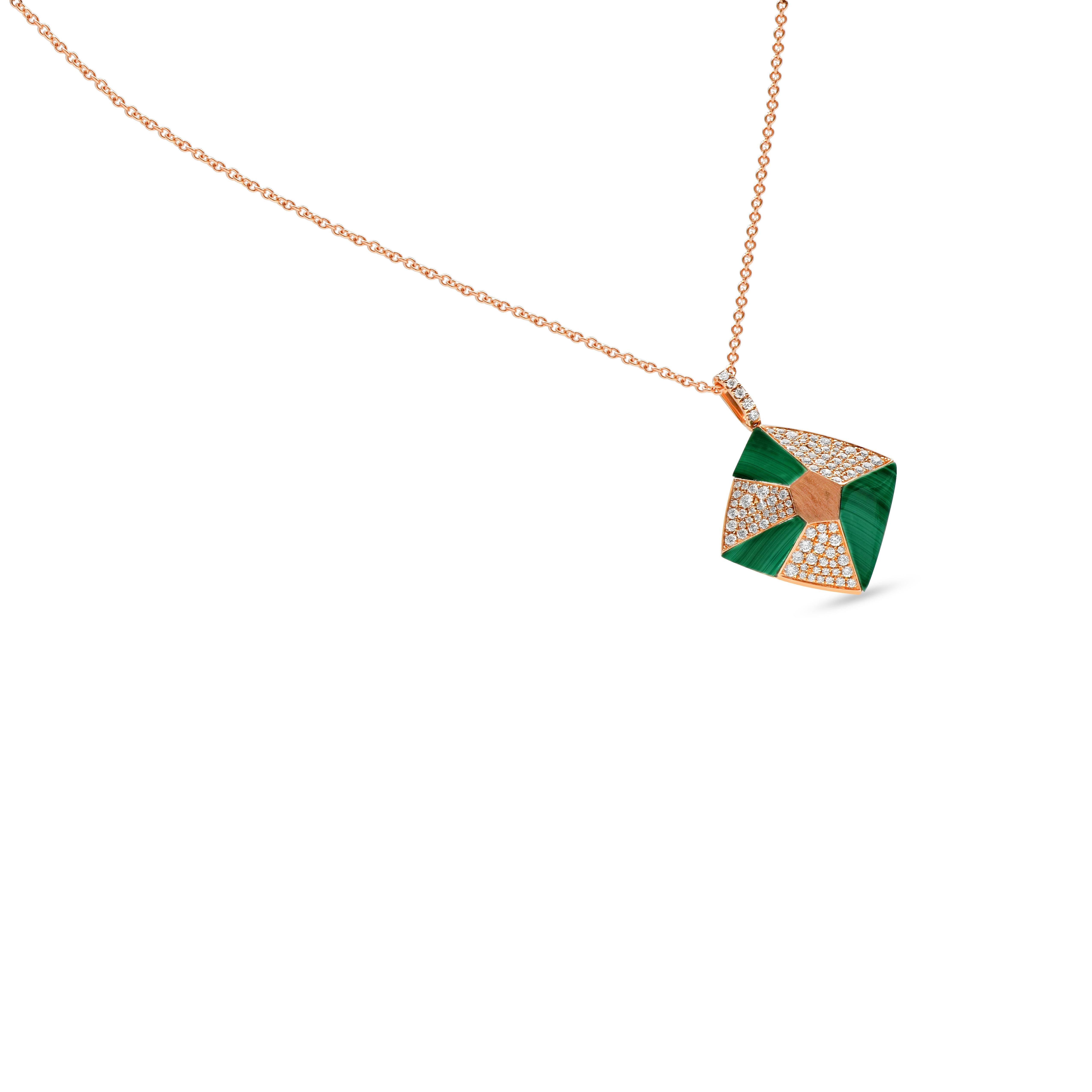 A stunning necklace is sculpted using 18k rose gold and designed with diamonds and malachite motifs.

-	Weight: 10.022 g 
-	Diamond: 1.000 cts
-	Others: 4.760
-	Color & clarity: G.H / SI

