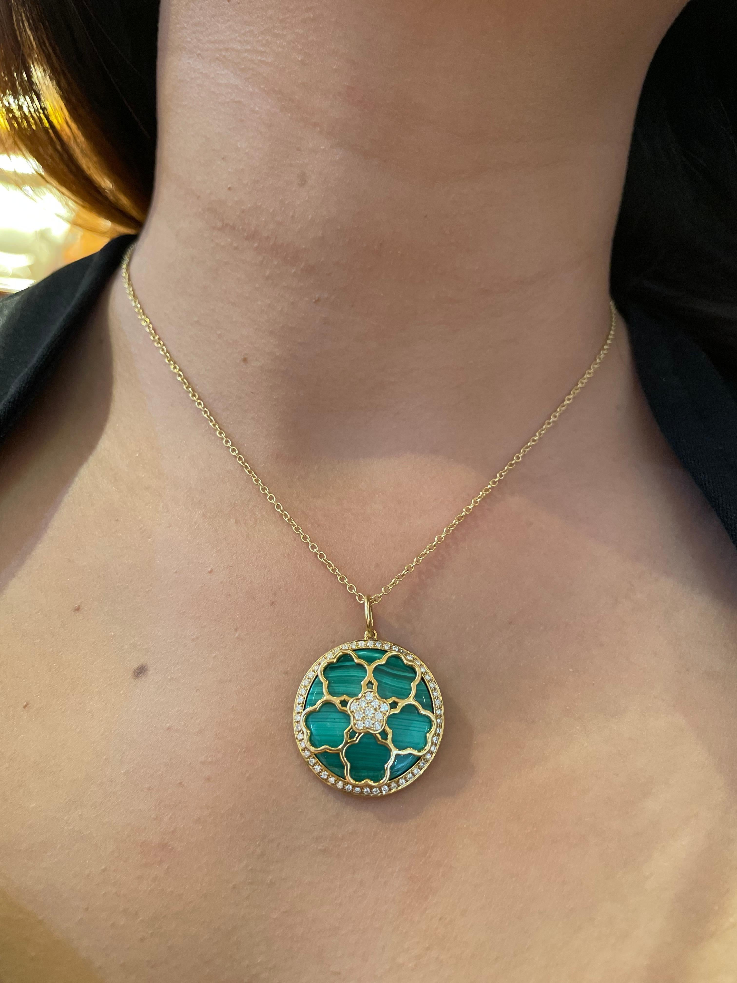 Art Deco Amwaj Jewellery 18K Yellow Gold with Malachite and Brilliant Diamond Necklace For Sale