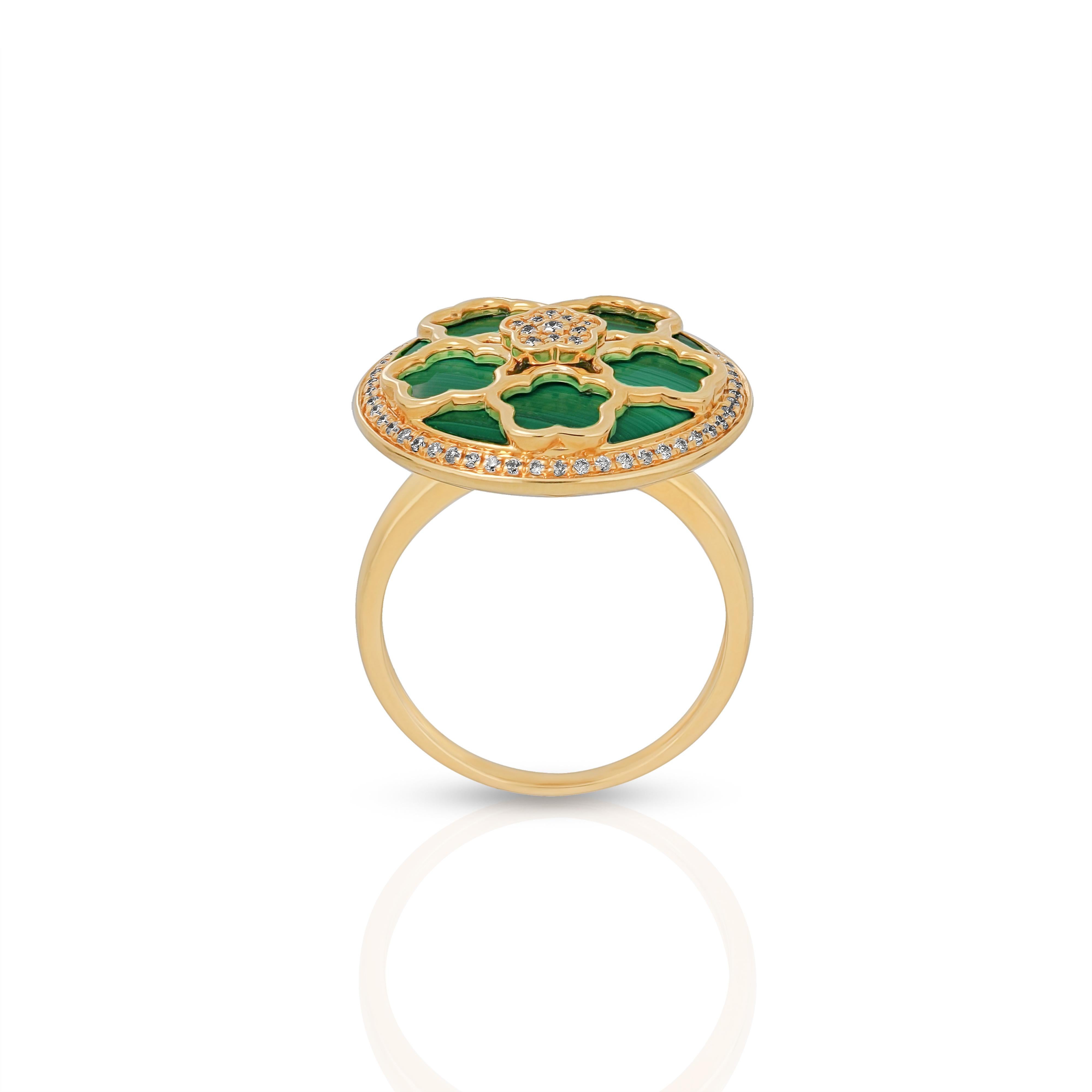 For Sale:  Amwaj Jewellery 18K Yellow Gold with Malachite and Brilliant Diamond Ring 2
