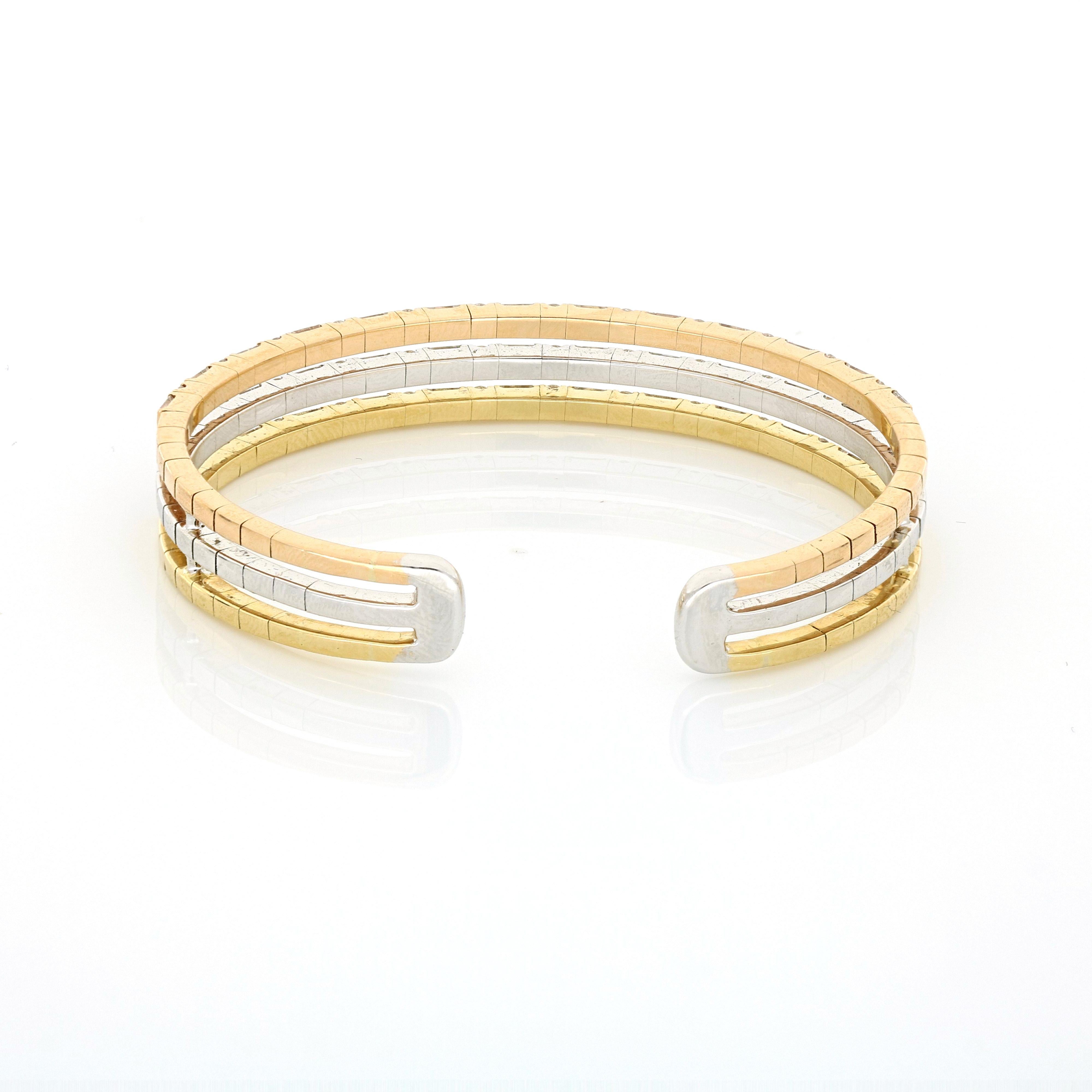 A remarkable bracelet with a magnificent 24.86 karat of multi-colored gold, framed by 3 layers of 3.15 carat of the finest baguette and round cut. Amwaj extraordinary cutting and polishing skills are showcased in the sleek, delicate silhouette of