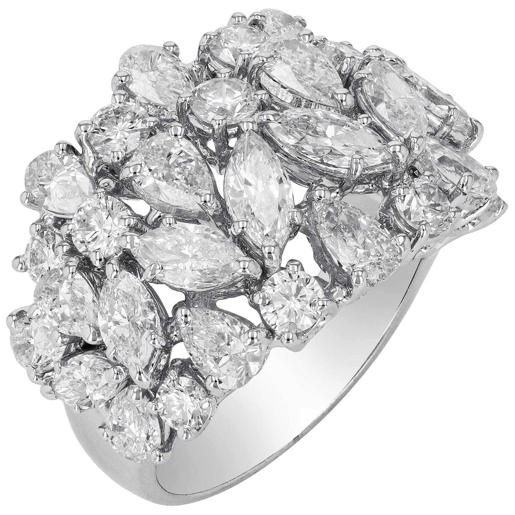 Amwaj Jewelry 18 Karat White Gold Ring with Diamonds