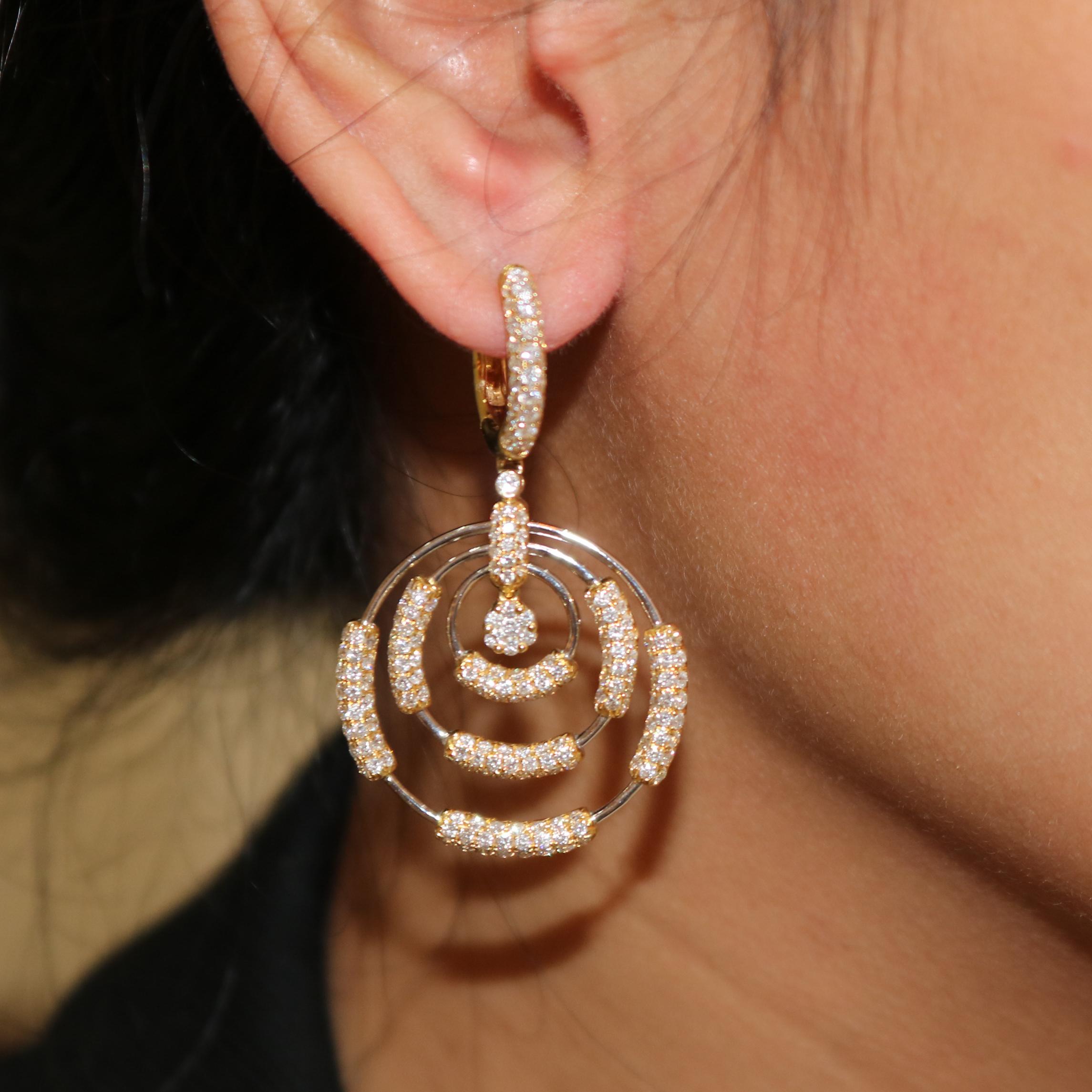 Round Cut Amwaj Jewelry 18 Karat White Gold Earrings For Sale