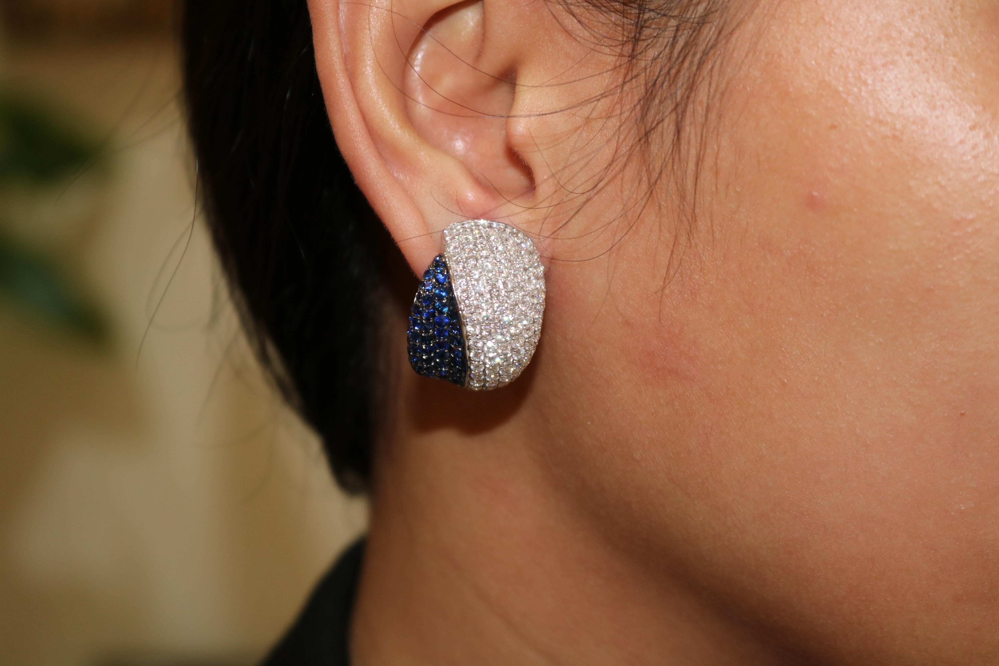 Amwaj Jewelry Blue Sapphire Earrings in 18 Karat Gold In New Condition For Sale In Abu Dhabi, Abu Dhabi