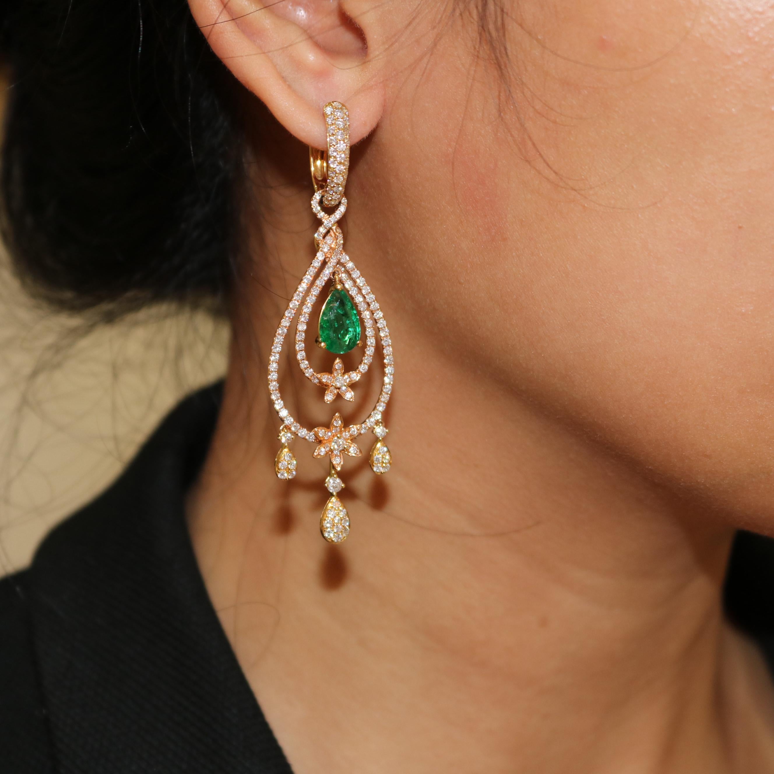 Amwaj Jewelry Rose Gold with Emerald Drop Earrings For Sale 2