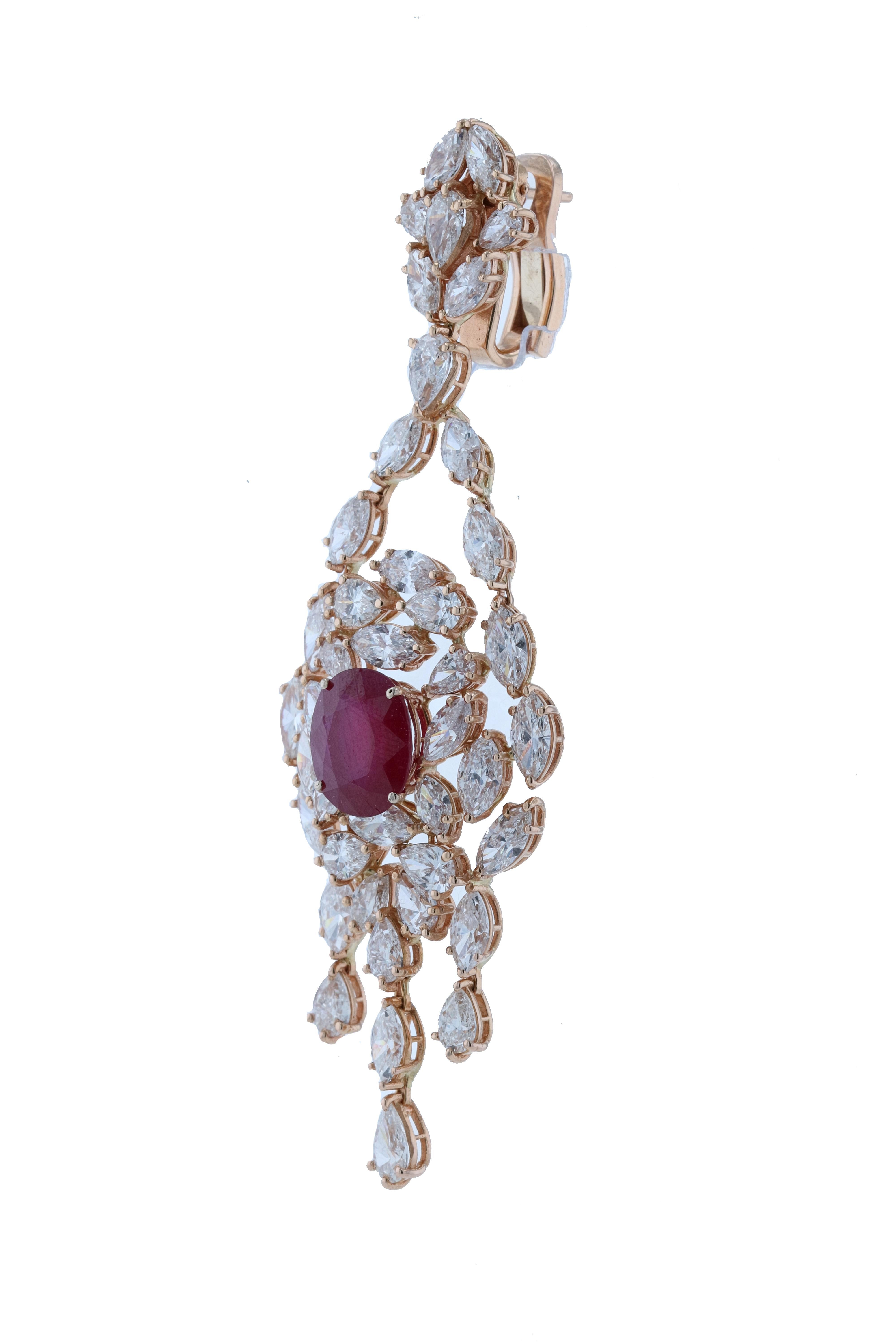 Taille ronde Amwaj Jewelry Boucles d'oreilles en or rose 18 carats avec rubis et diamants ronds en vente