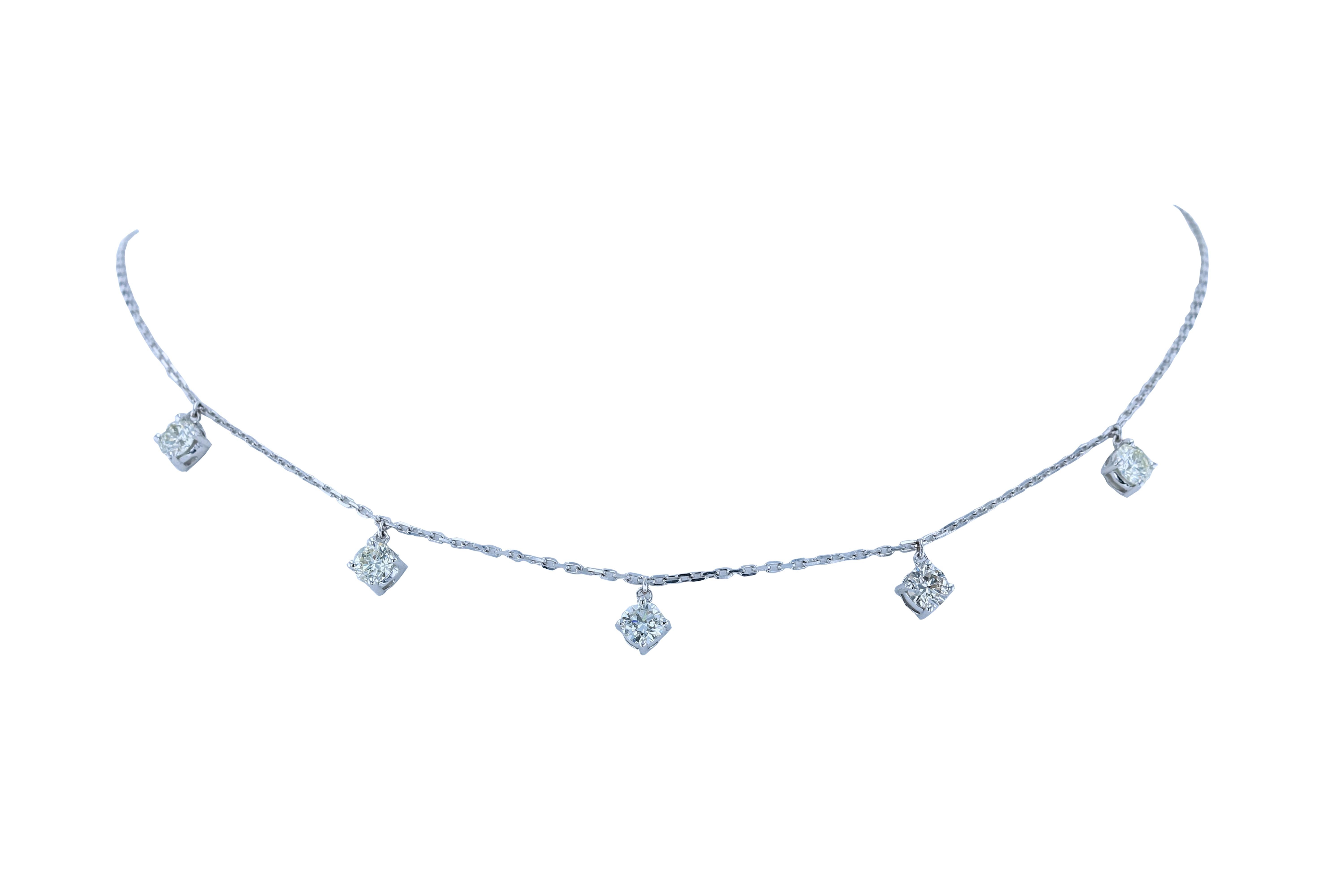 This amazing 18 K white gold choker necklace is designed for the minimalists who do not prefer heavy jewelry. With feminine and elegant touch it would be a perfect standout addition to your collection.
Diamond clarity: VS SI / G H color
Diamond