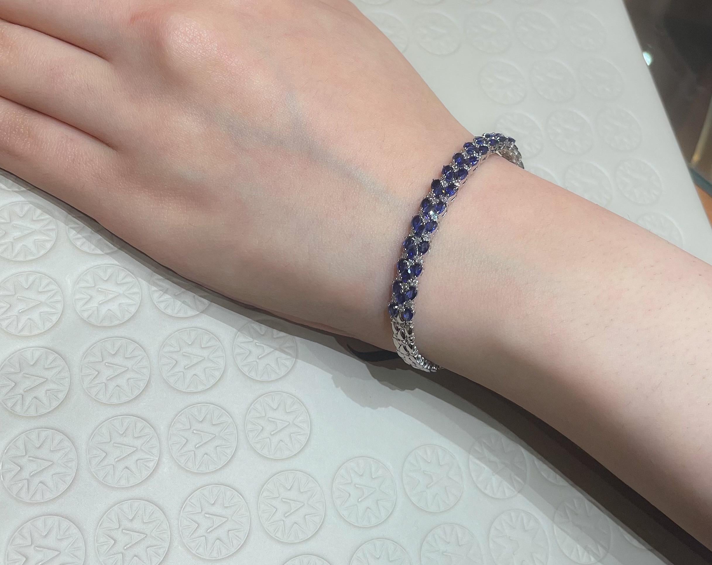 Art déco Amwaj Bracelet jonc en or blanc avec diamant en vente