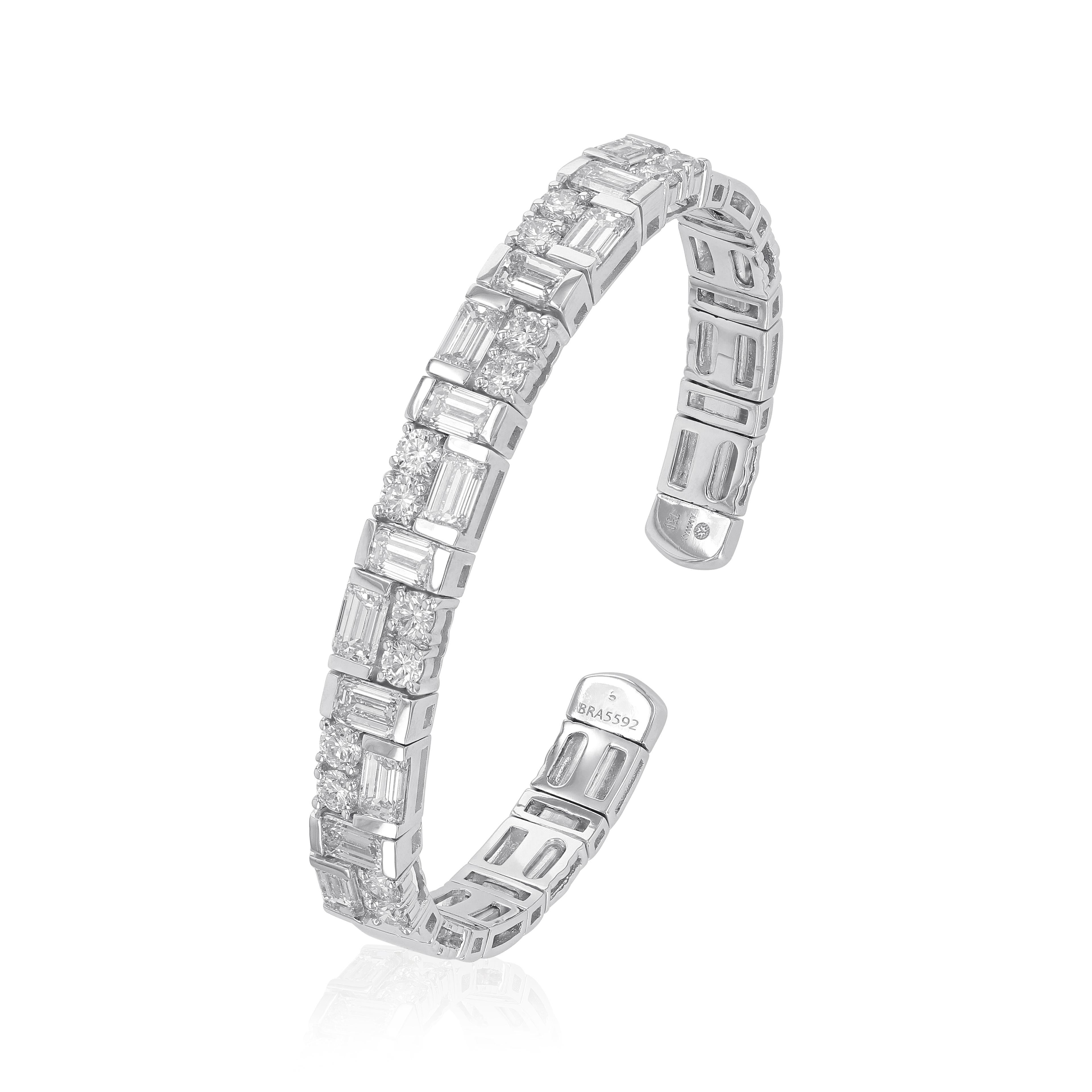 Moderne Amwaj Bracelet en or blanc avec diamants en vente