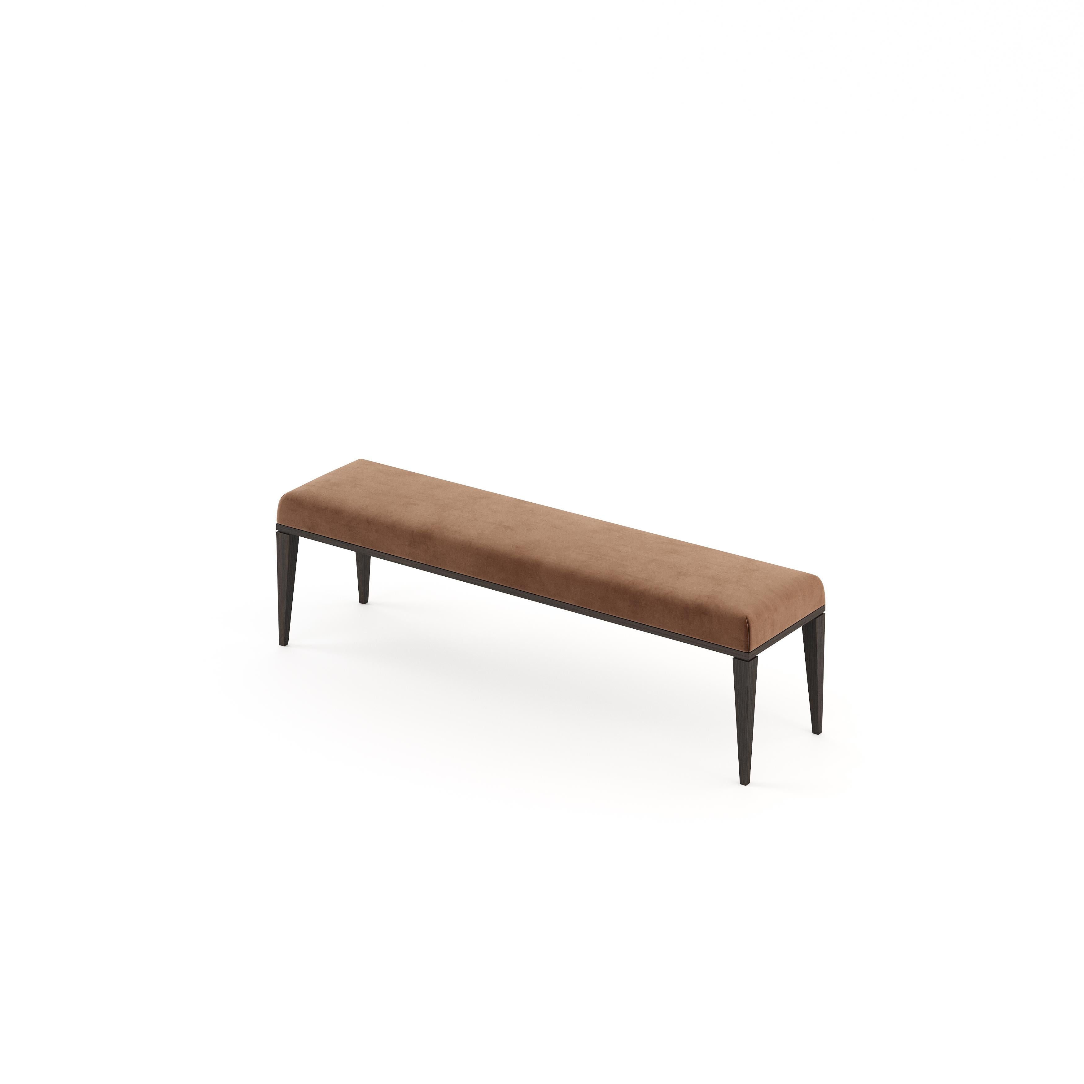 Hand-Crafted Contemporary storage bench with customisable fabric by Laskasas For Sale