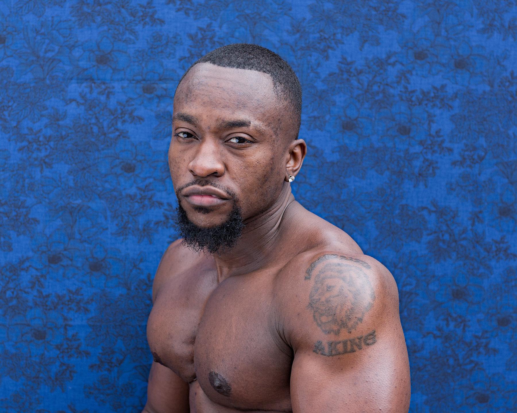 Portrait Photograph di Amy Elkins - Shawn, Atlanta. GA 20 x 24 pollici, 2016