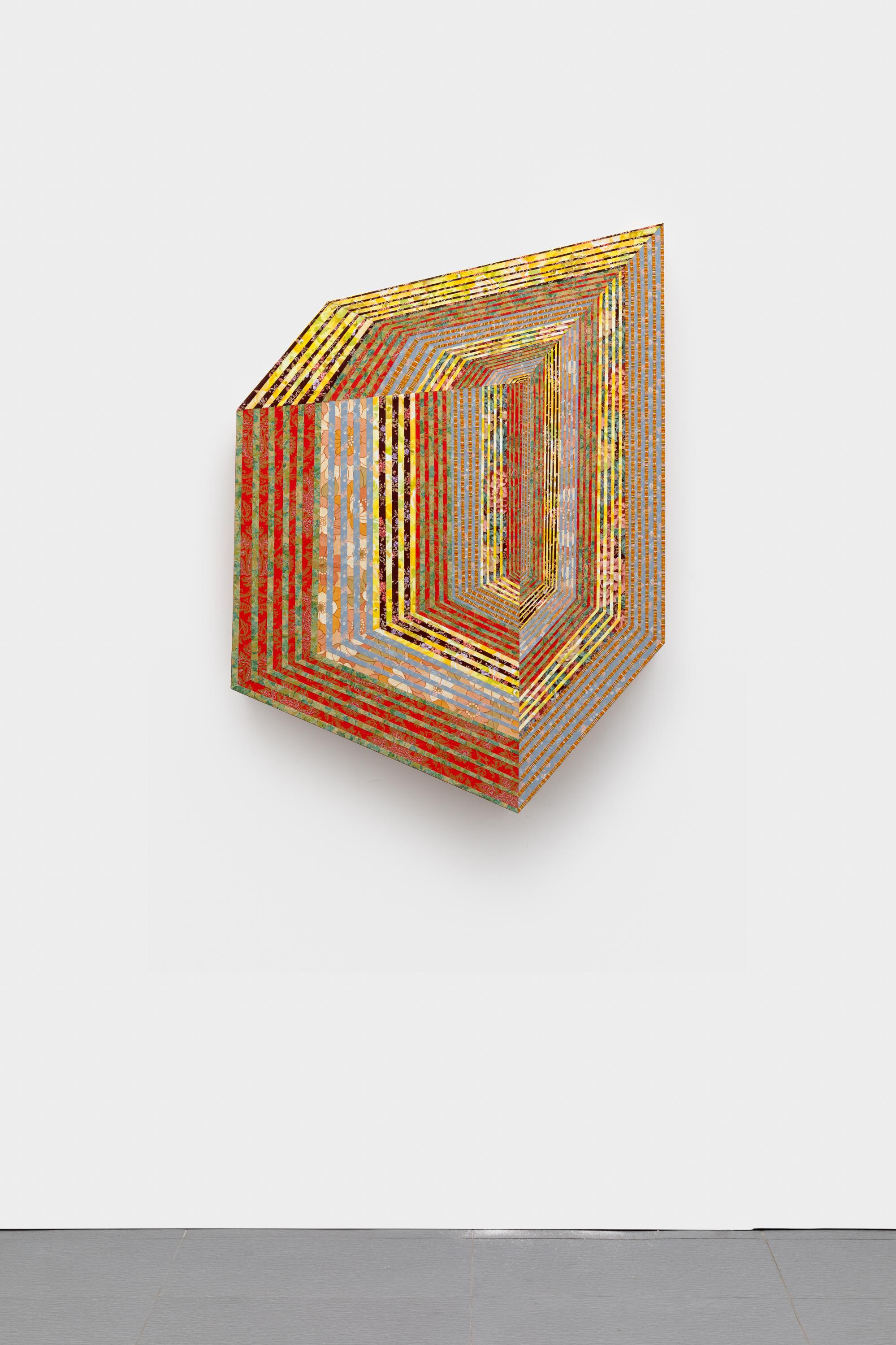 Scultura geometrica 'Carta da parati astratta senza titolo #46 (cuboide floreale)' in vendita 12