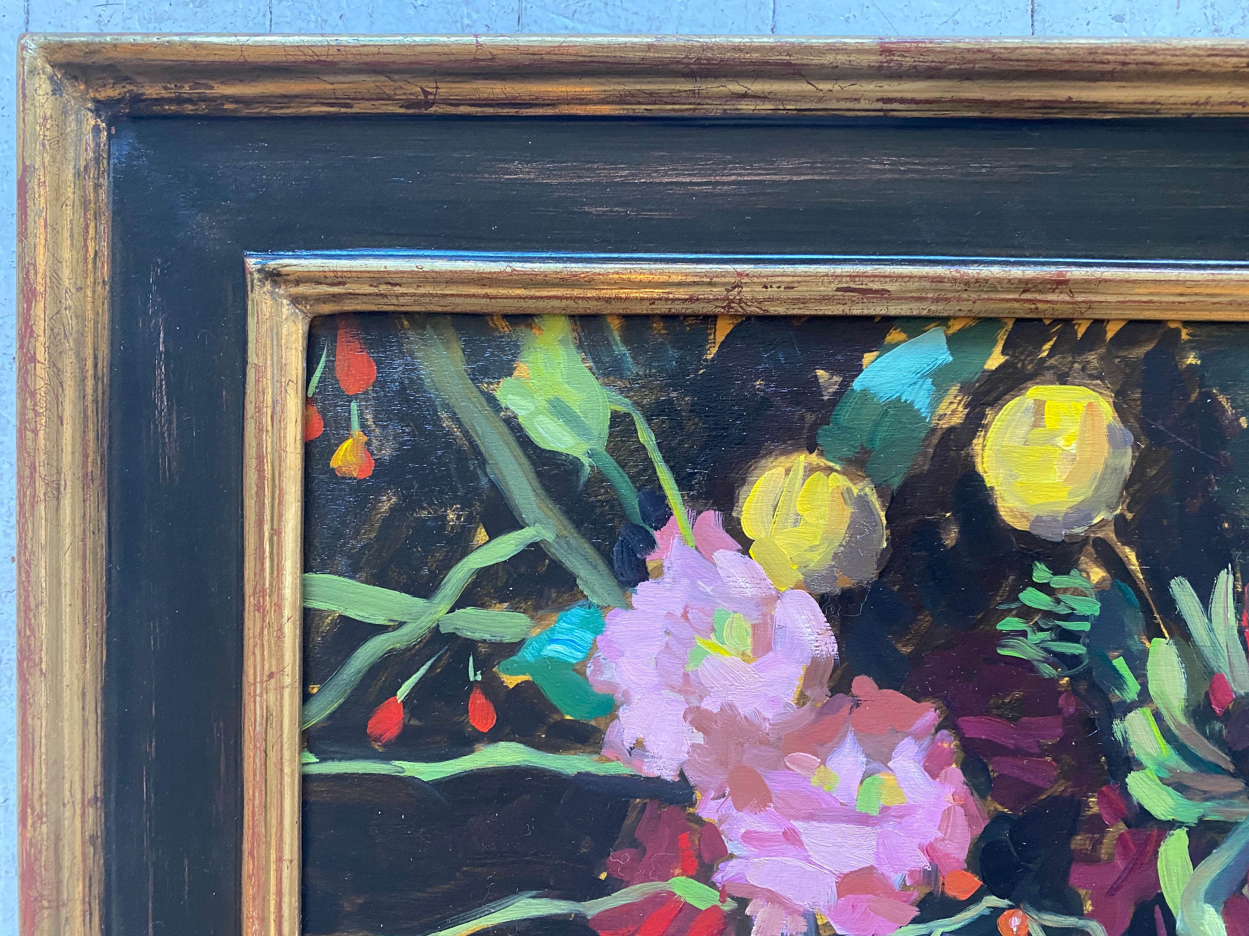 « Grace and Thorn Flowers », une peinture à l'huile de fleurs multicolores qui attire le regard en vente 2