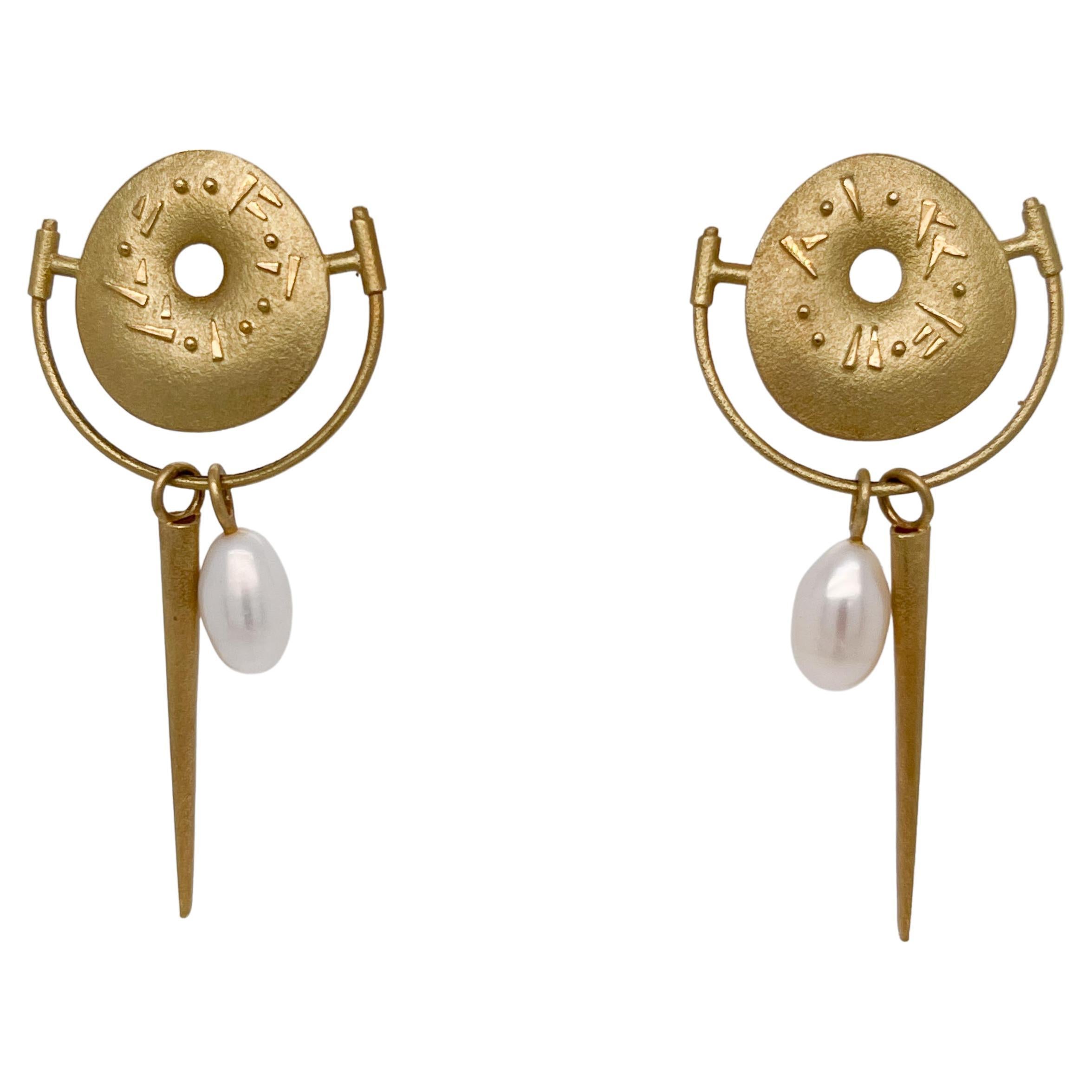 Amy Roper Lyons 18 Karat Gold & Pearl Drop Earrings For Sale