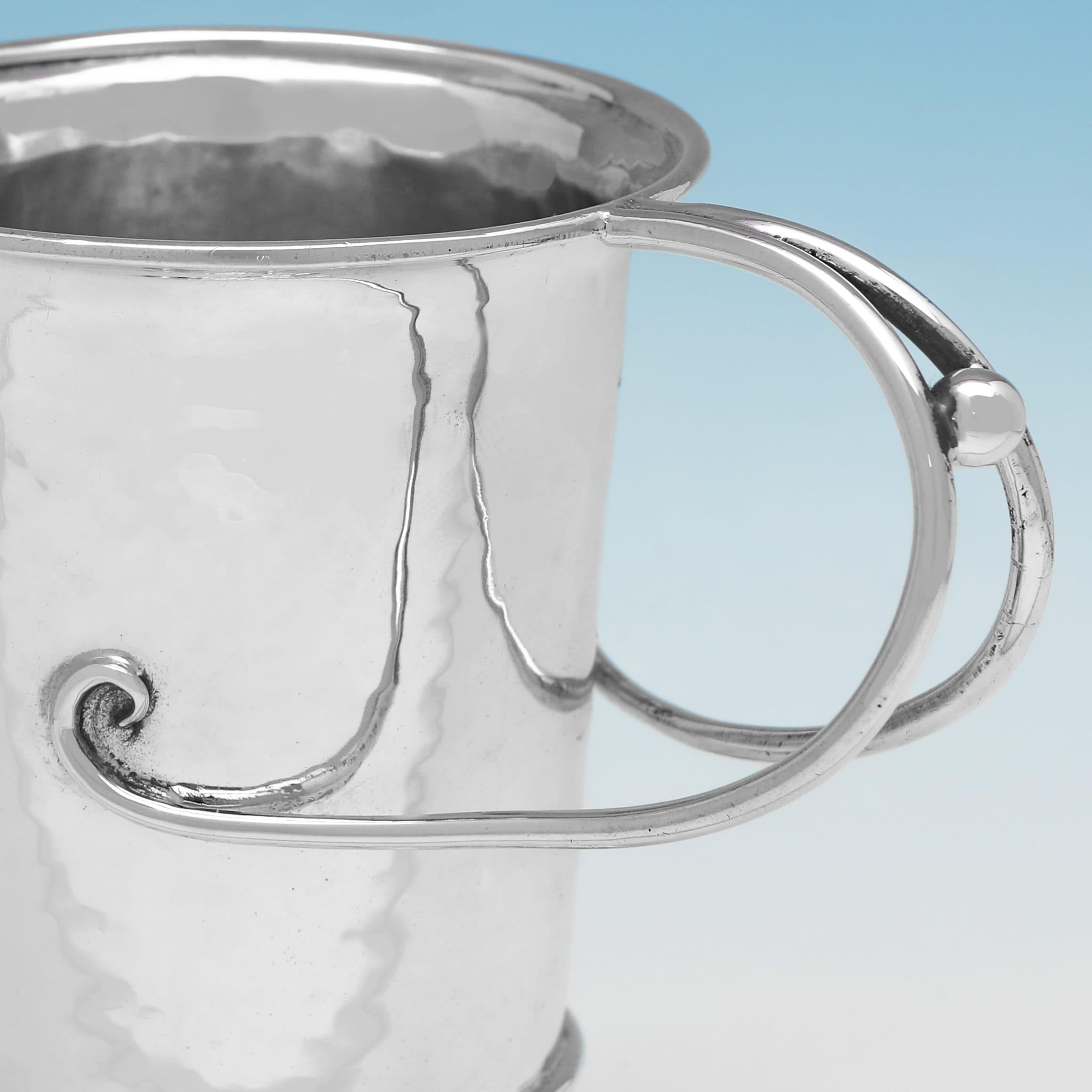 English Amy Sandheim - Arts & crafts design sterling silver child's mug made in 1928