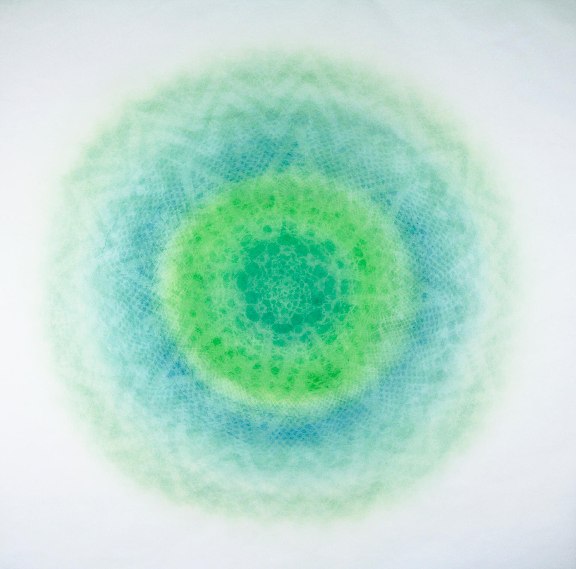 Revolution LIII - cercle géométrique abstrait en dentelle complexe bleue et verte découpée au laser  - Mixed Media Art de Amy Sands