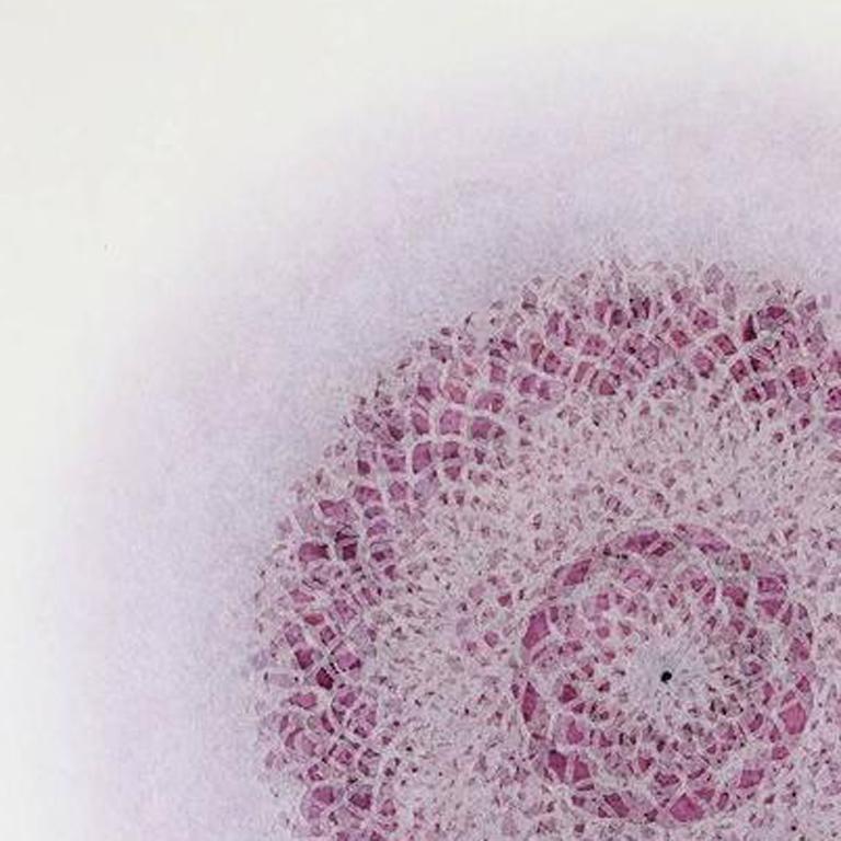 Revolution XXI - stampa geometrica astratta rosa, delicata e intricata, tagliata al laser - Mixed Media Art Contemporaneo di Amy Sands