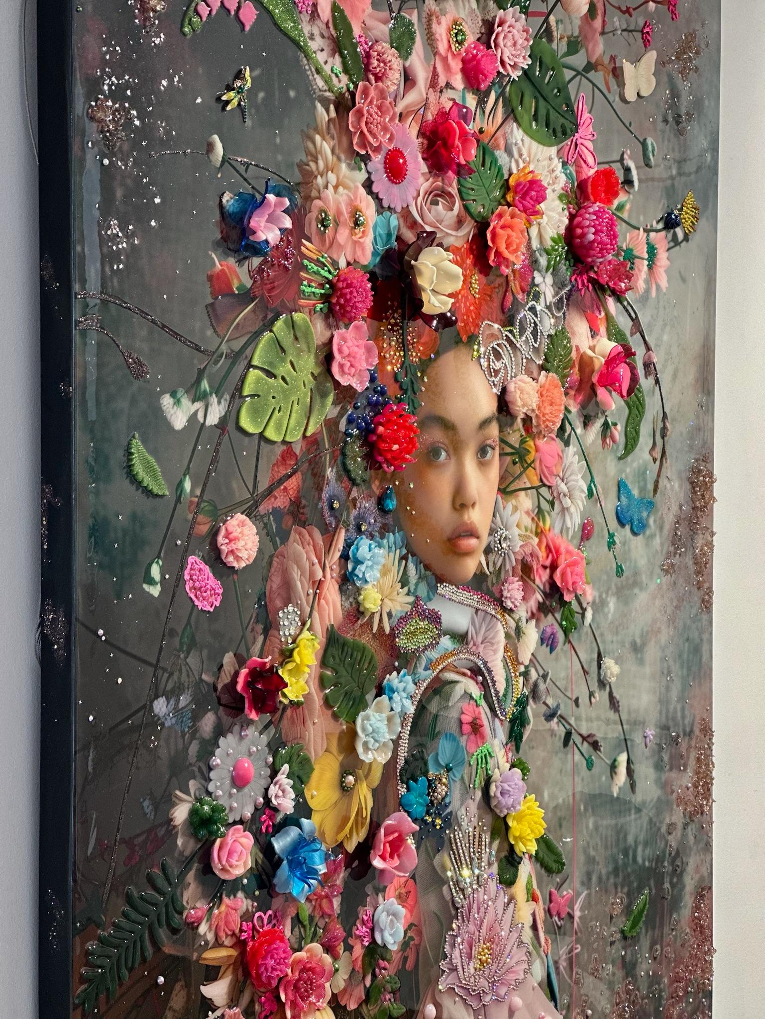 Amy Shekhter
Sunkissed, 2024
Signiert von der Künstlerin
Medium: Schichten von Farbe, Harz, Perlen und Pailletten auf Leinwand
Dieses Stück erwacht durch sein 3-dimensionales Aussehen und die Verwendung von handgegossenem Harz zum Leben.
60 x 48