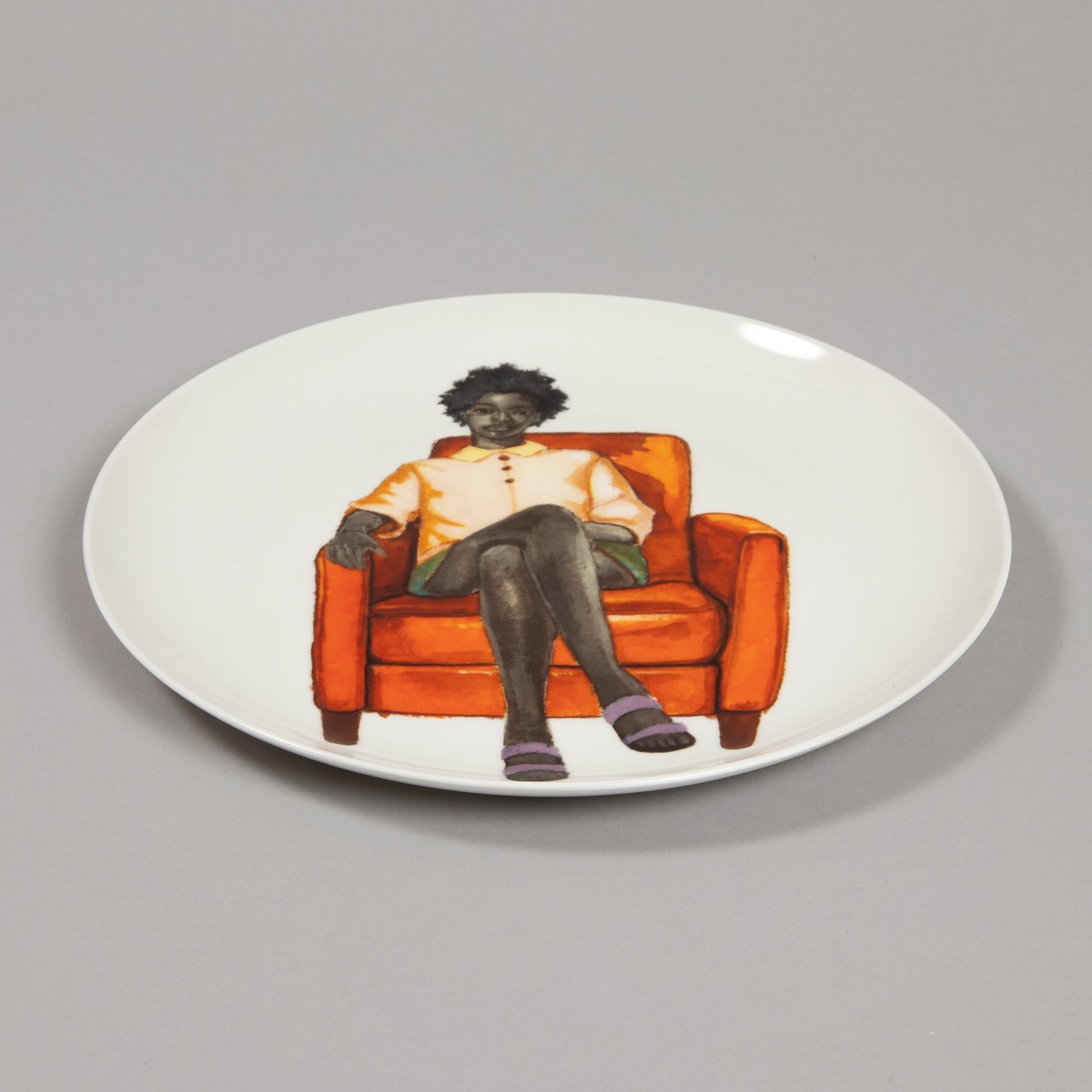Amy Sherald (estadounidense, nacida en 1973)
Sin título, 2023
Medio: Loza fina
Dimensiones: 26,7 de diámetro (10 1/2 pulg.)
Edición de 250: Sin firmar, sin numerar (firma impresa y detalles de la edición en el reverso)
Estado: Nuevo (en su caja de