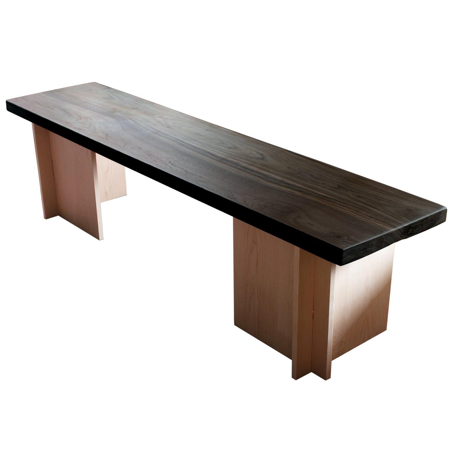 Bench aus massivem Walnussholz und Ahornholz im Angebot