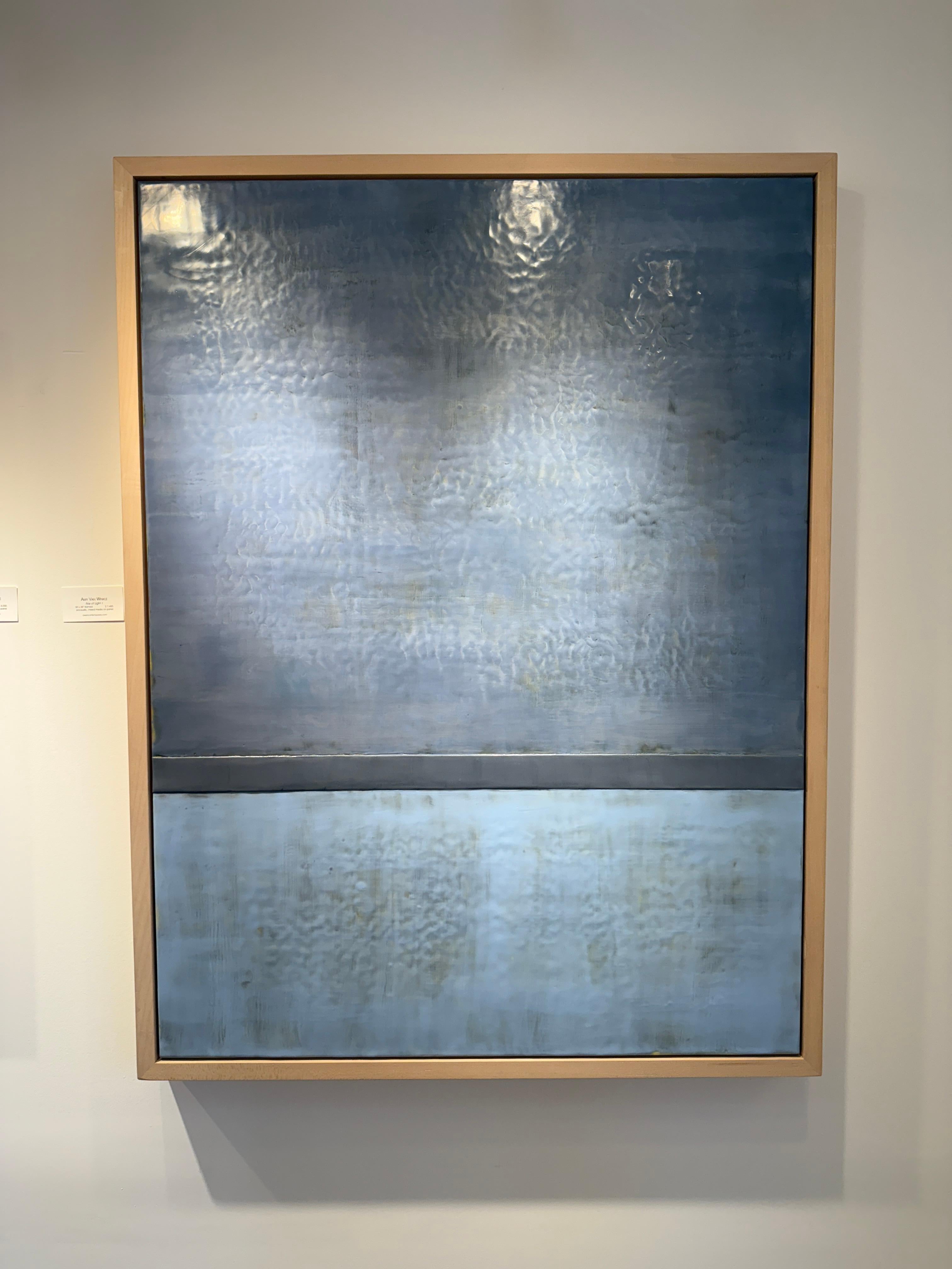 Strahl des Lichts 1 – Painting von Amy Van Winkle