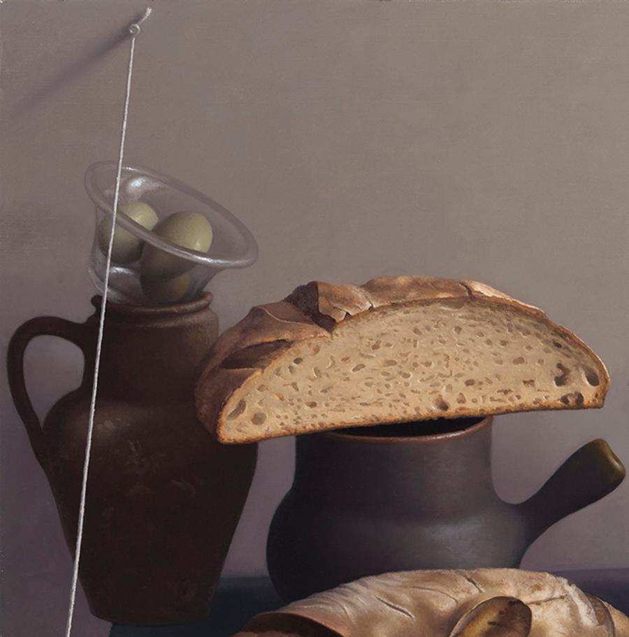 Bodegón con pan, cáscara y huevos - Still-Life Painting Gris de Amy Weiskopf